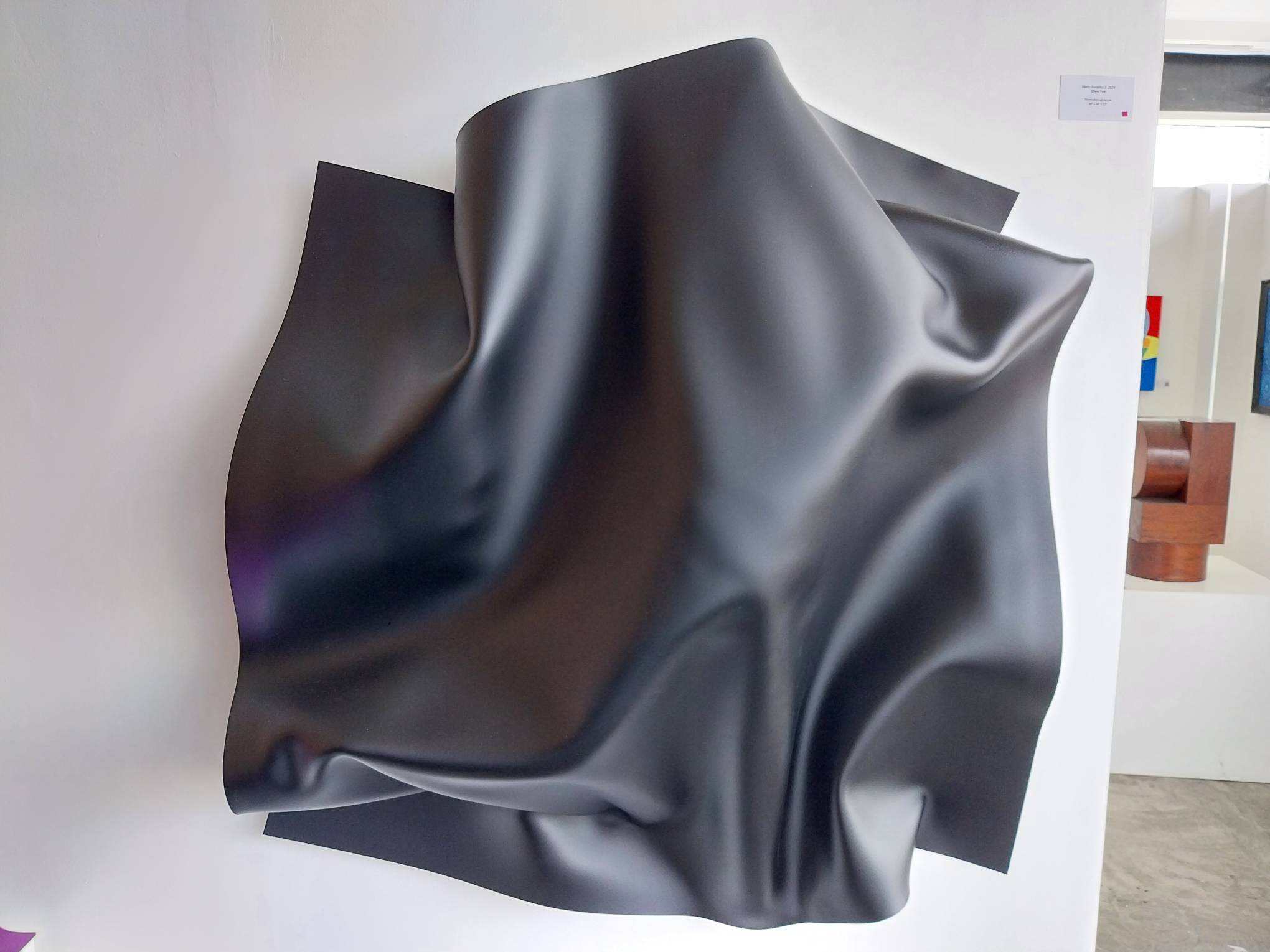 "Matto Burakku 2" by Chino Yulo. Photo by Elle Yap.