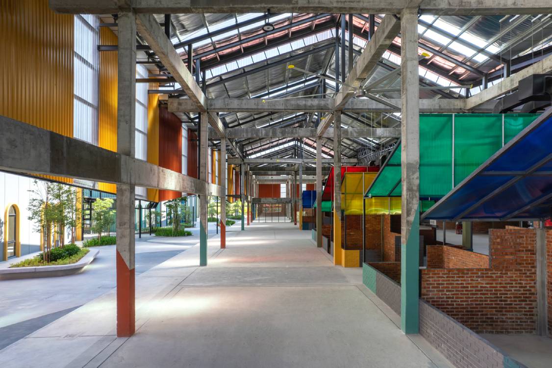 Walkways for the Main Market. Photo by Heart Patrick Photography.