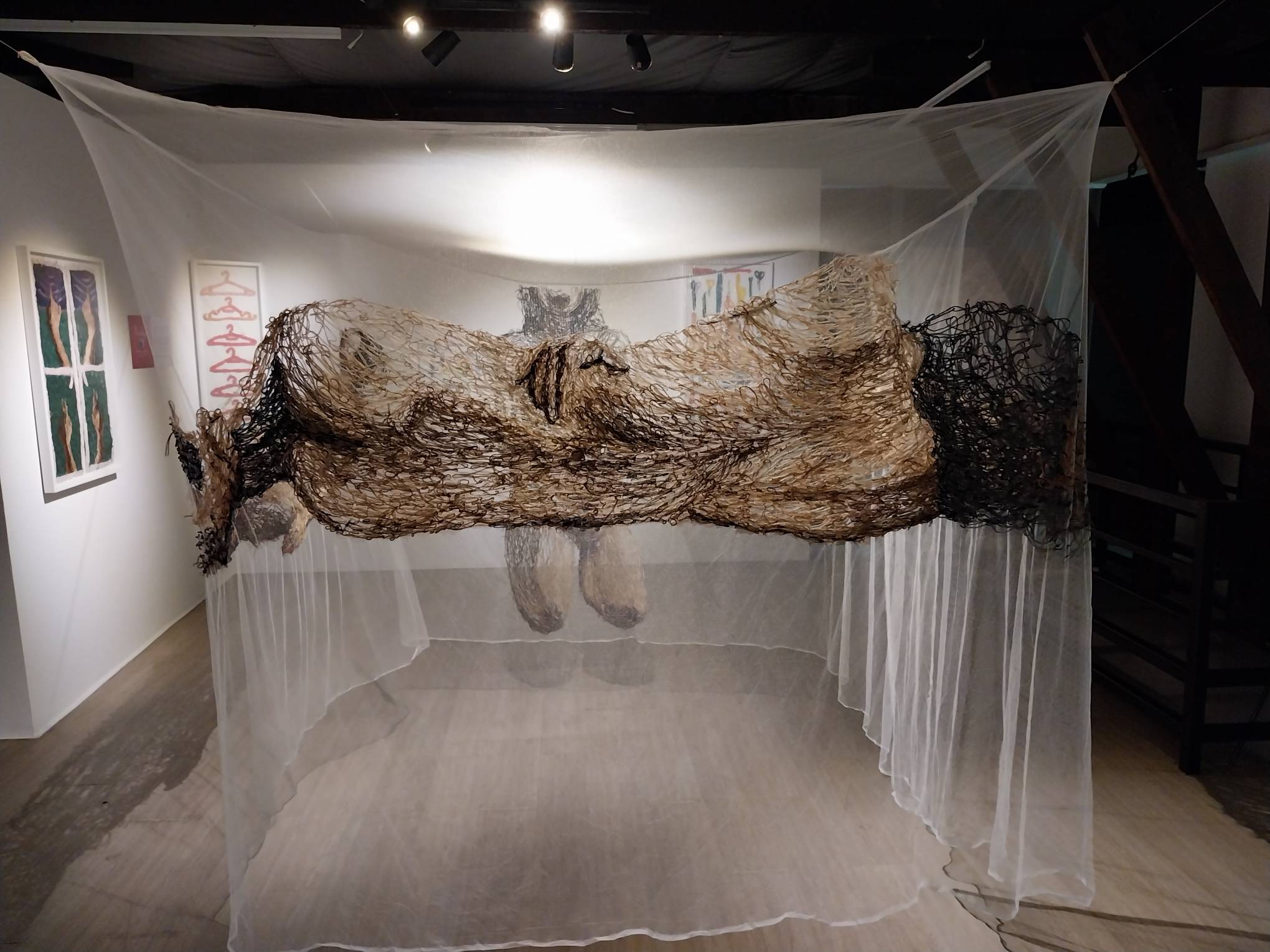 Side view of "Kulambo" by Maricar Tolentino. Photo by Elle Yap.