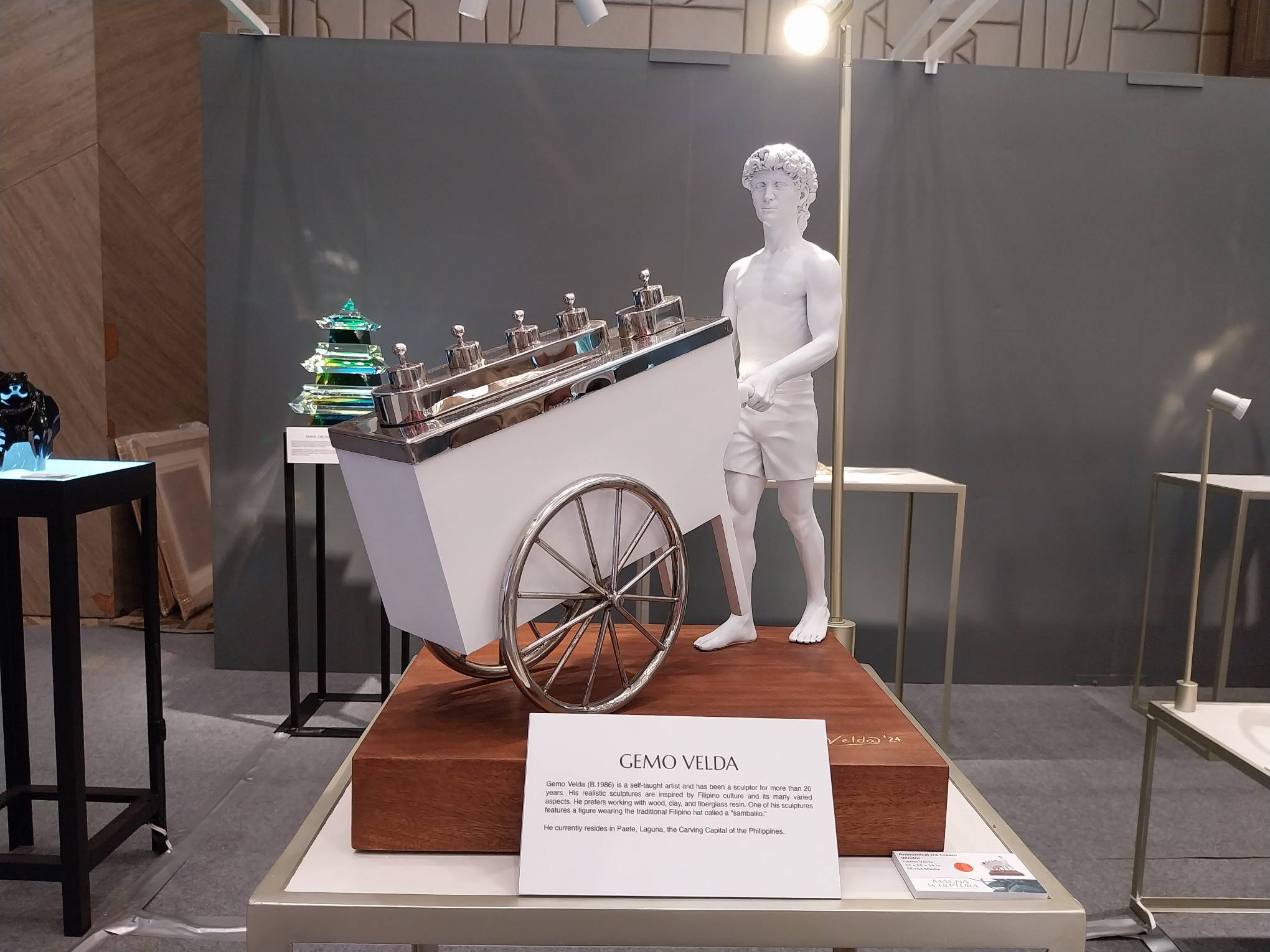 Statue of David selling dirty ice cream. Photo by Elle Yap.