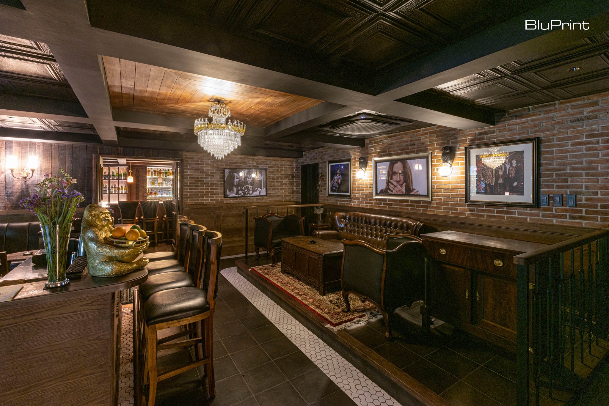 The Village Bar: A New Speakeasy in Salcedo, Makati.