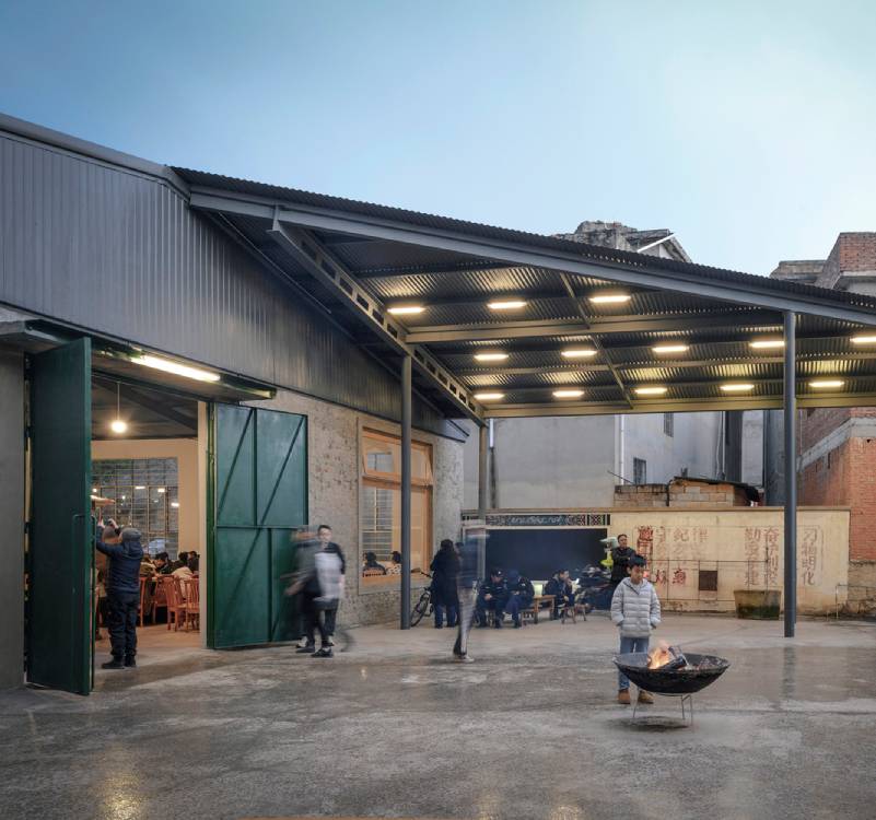 Doorway of Haiyan Ke Tang's main community dining hall. Photo by Chen Hao.