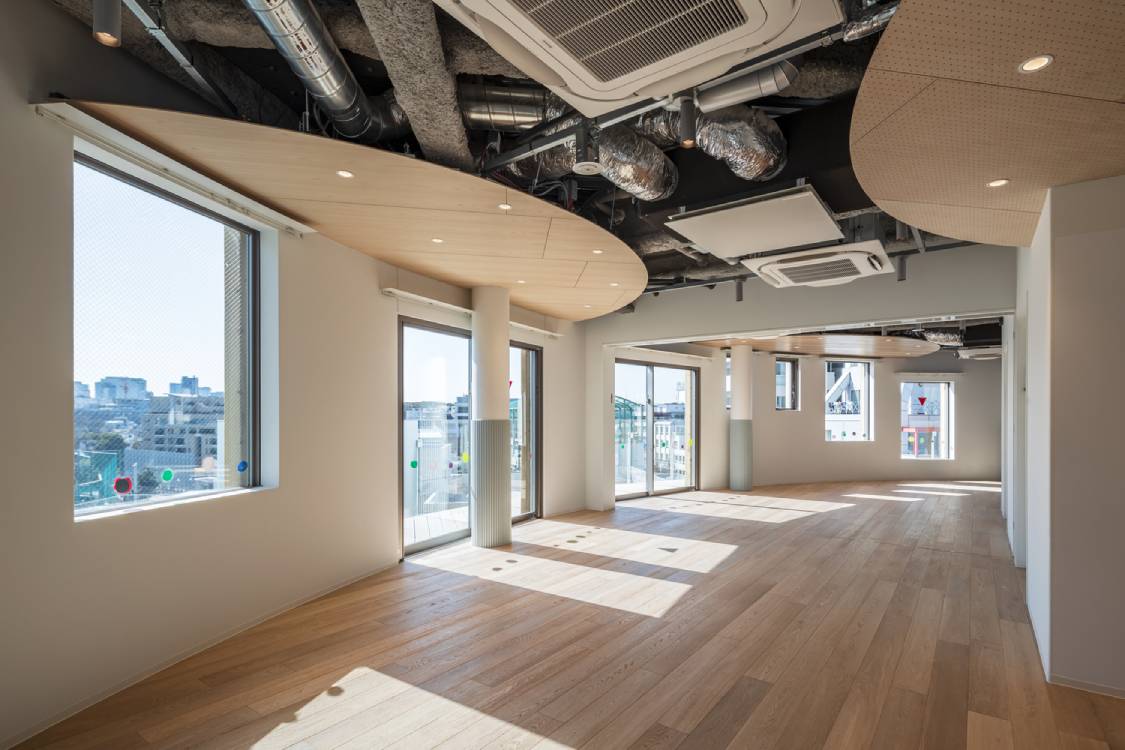 One of the rooms of the building. Photo by Kawasumi-Kobayashi Kenji Photograph Office.