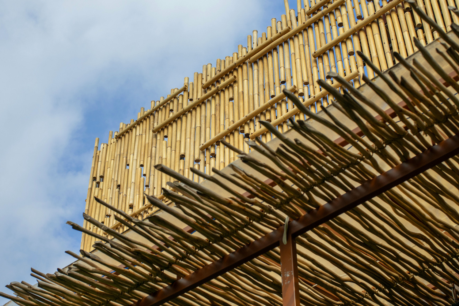 Bamboo used for the walls and the roofing. Photo by Ukara Studio.
