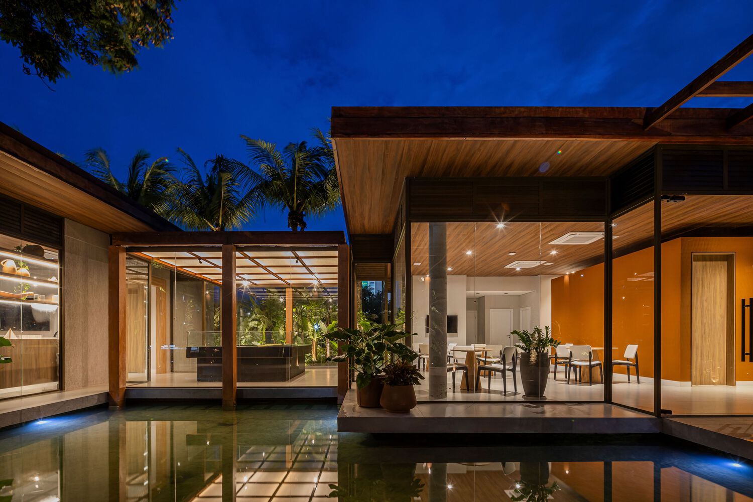 View of the Stand Bela Vista Riviera. Photo by Felipe Petrovsky.