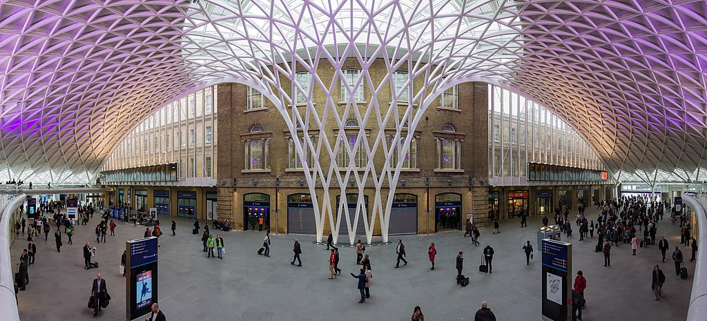 King's Cross Western Concourse. Photo by Colin. Source: Wikimedia Commons.