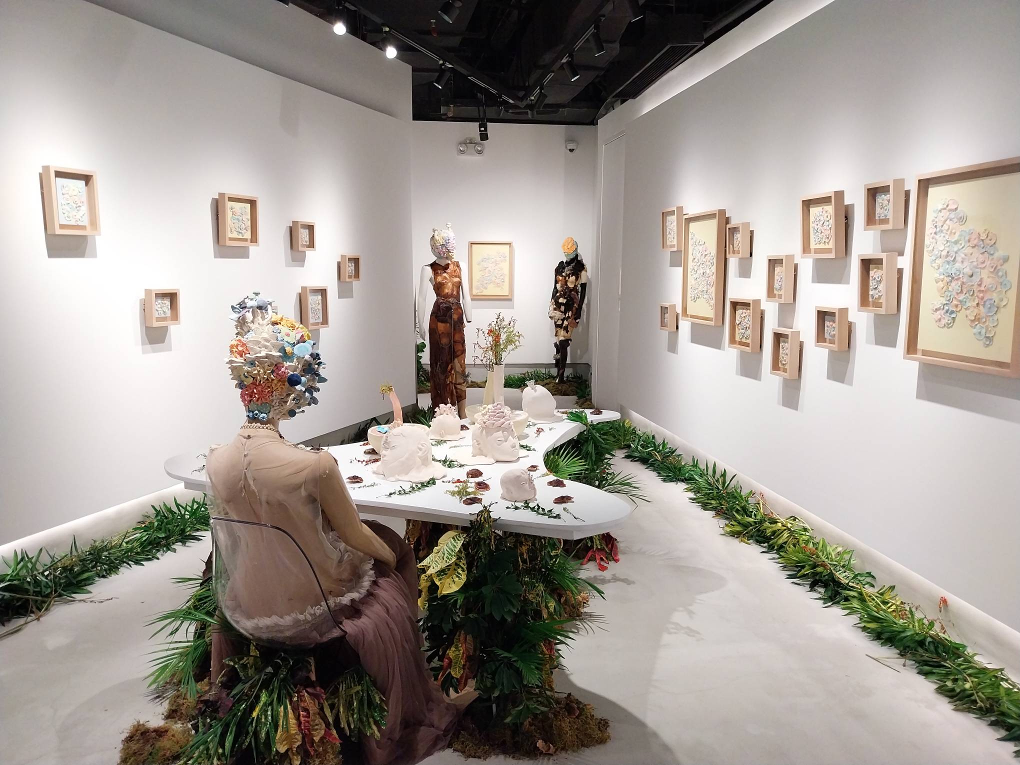 "III. Self-Medicate: Indulge" at Galerie Stephanie. Photo by Elle Yap.