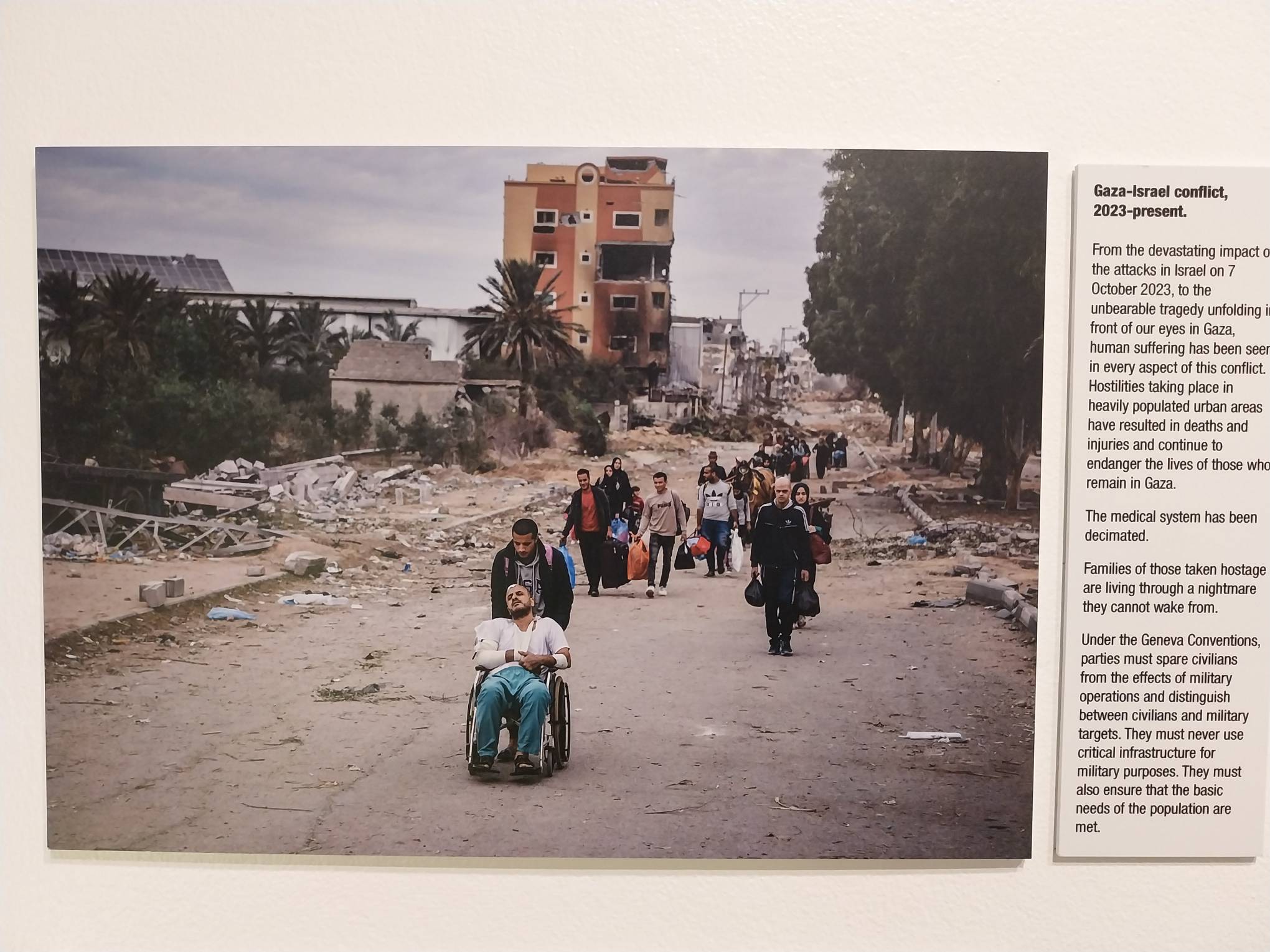 Gaza photograph showing its affected population. Photo by Elle Yap.