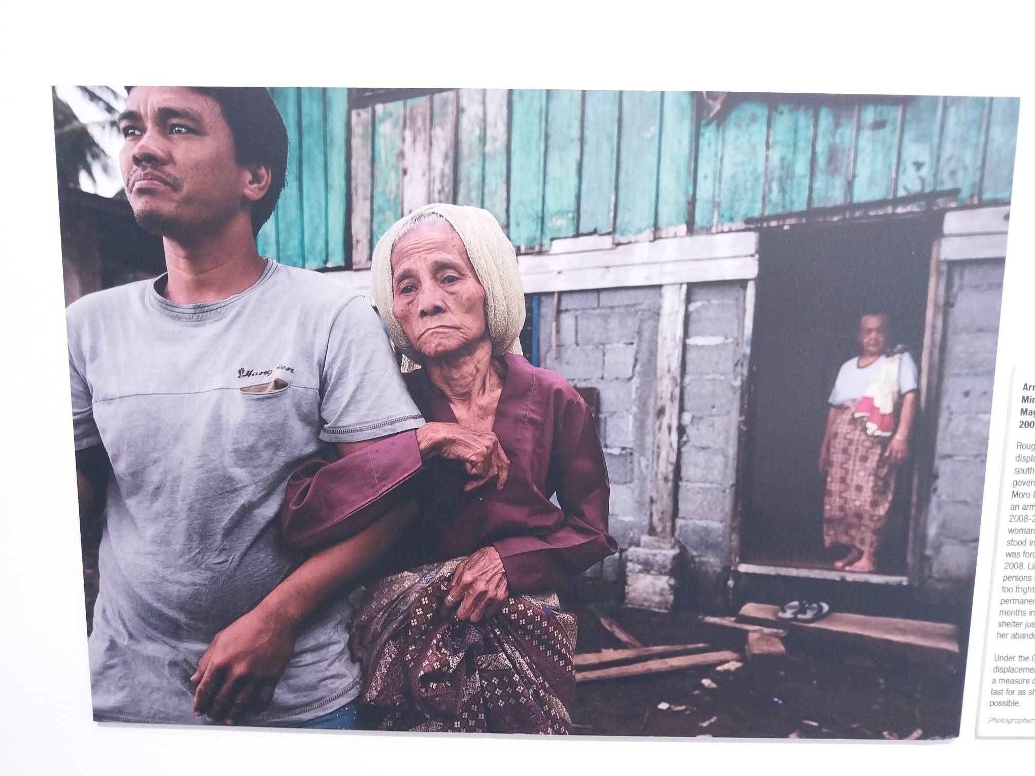 Photo of a family affected by the Maguindanao conflict. Picture by Elle Yap.