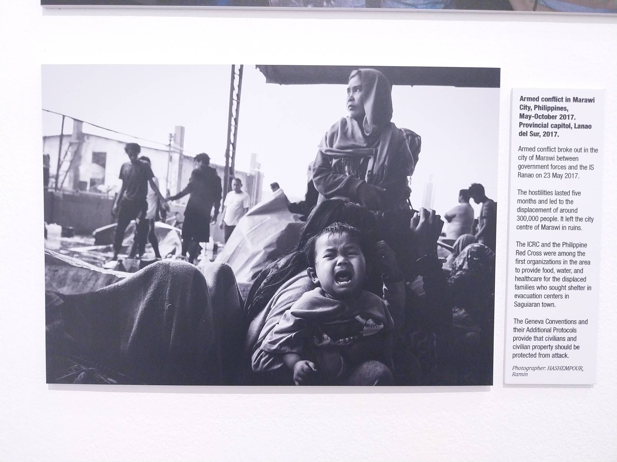 Picture of a family affected by the Marawi conflict. Photo by Elle Yap.