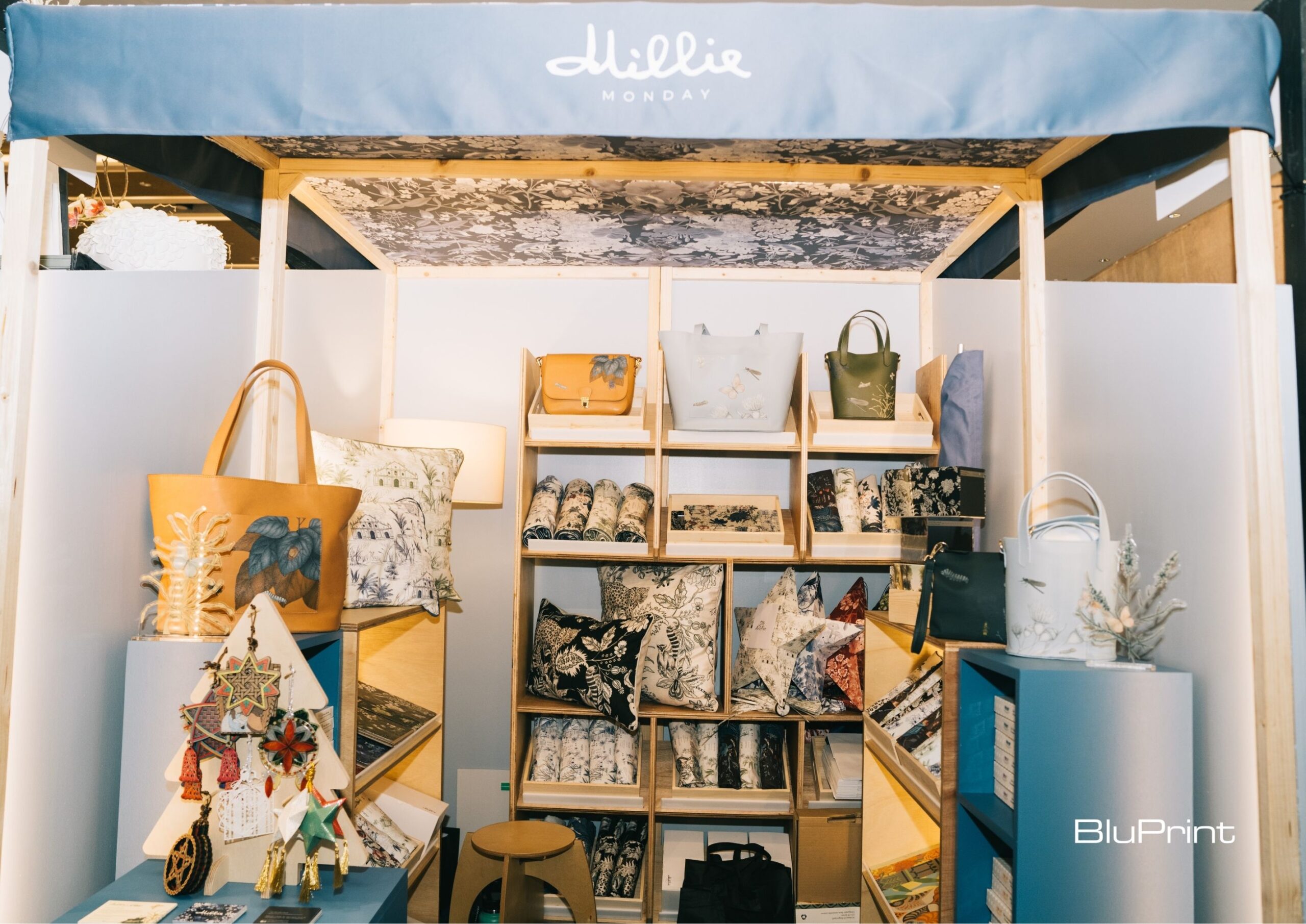 Millie Monday booth in ArteFino