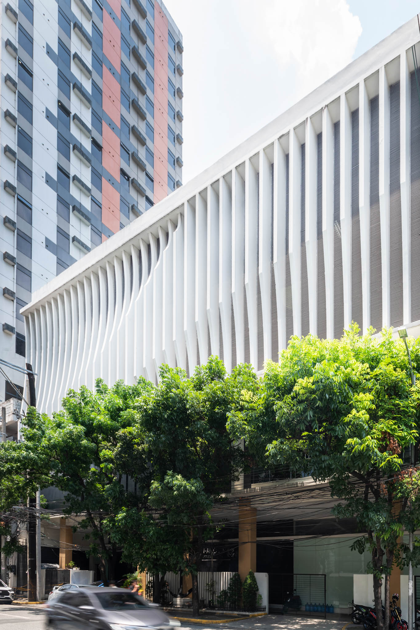 The AMOSUP completed building. 