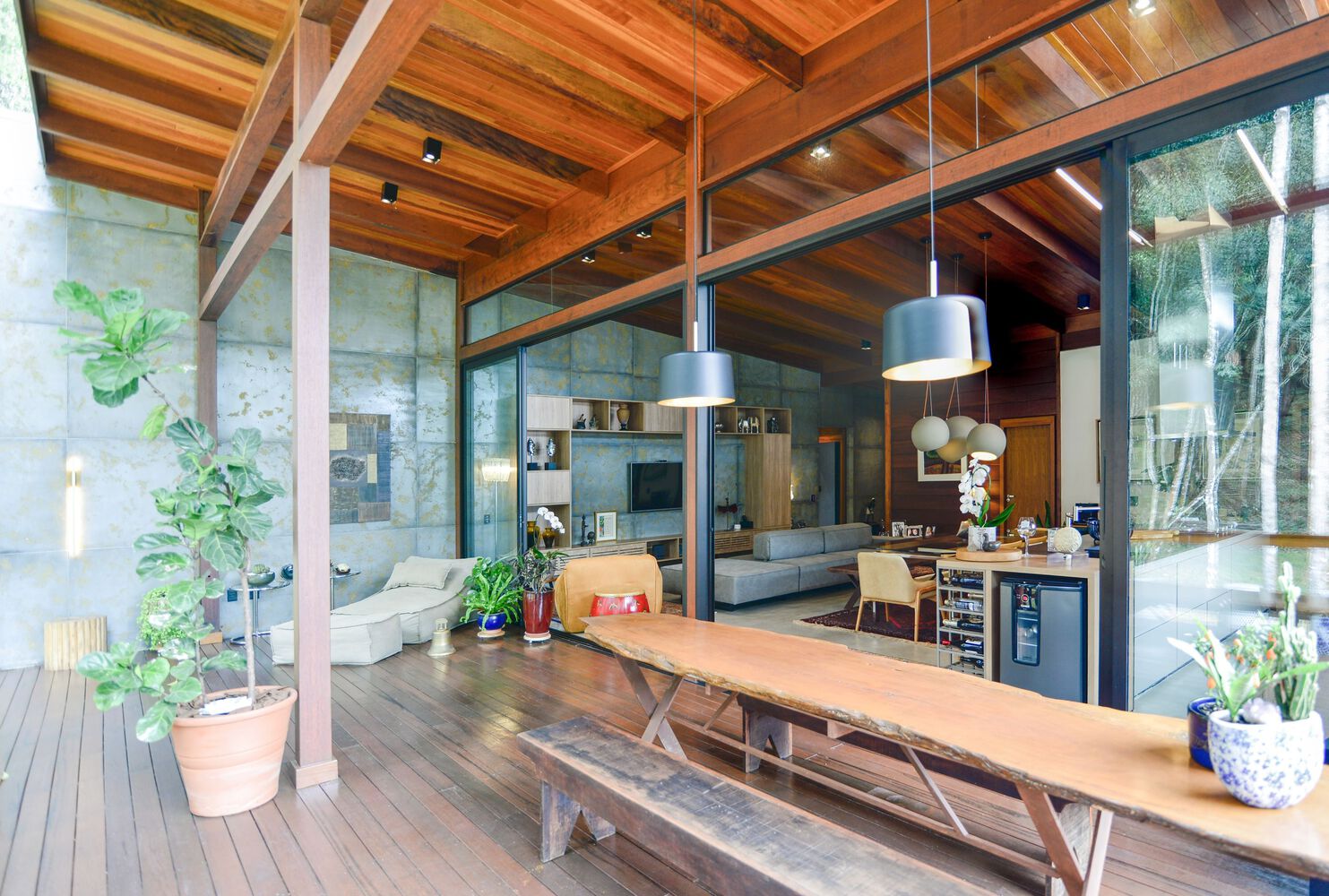Veranda area of the Castanheiras House in Brazil. Photo by Ronaldo Melo