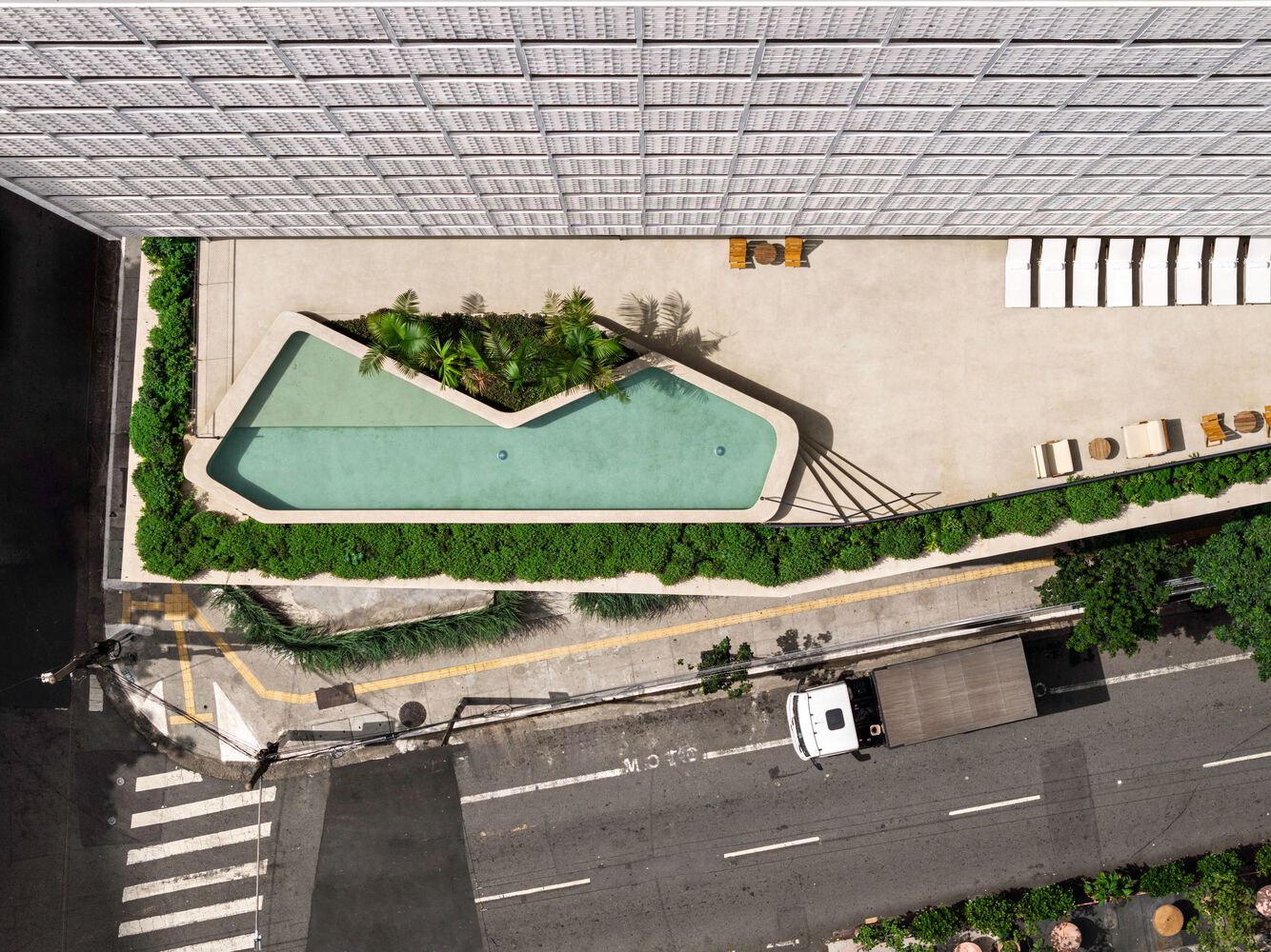 Swimming pool for the Renata Building. Photo by Fran Parente.