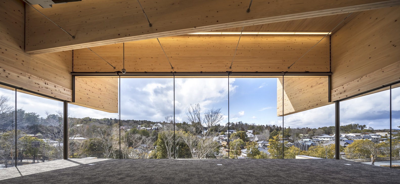 kibi-kogen-n-square-kengo-kuma-and-associates_15 - BluPrint Overview of window in the building. Photo by Kawasumi-Kobayashi Kenji Photograph Office.