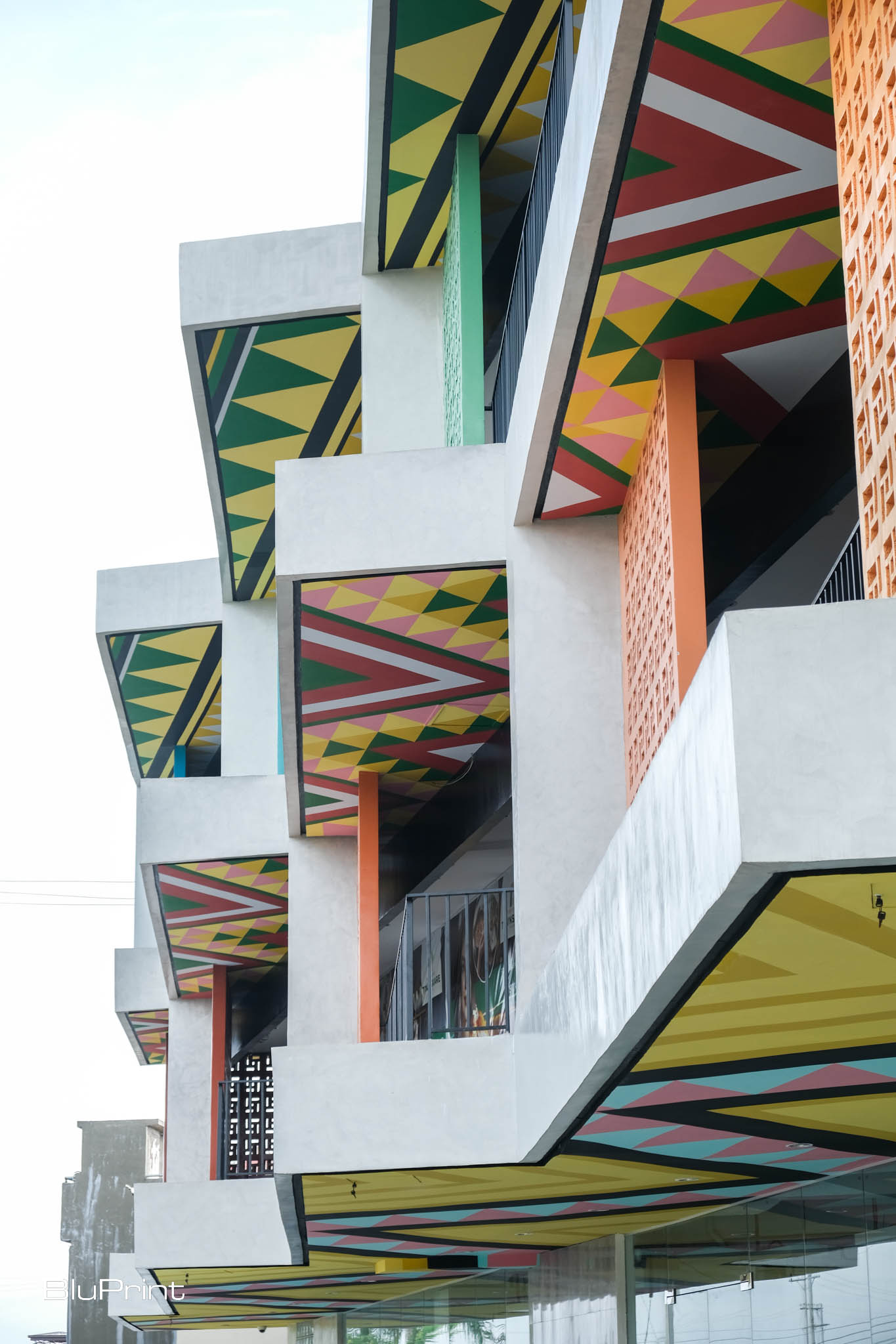 Pueblo de Oro Townsquare Fuses Tradition and Modernity.