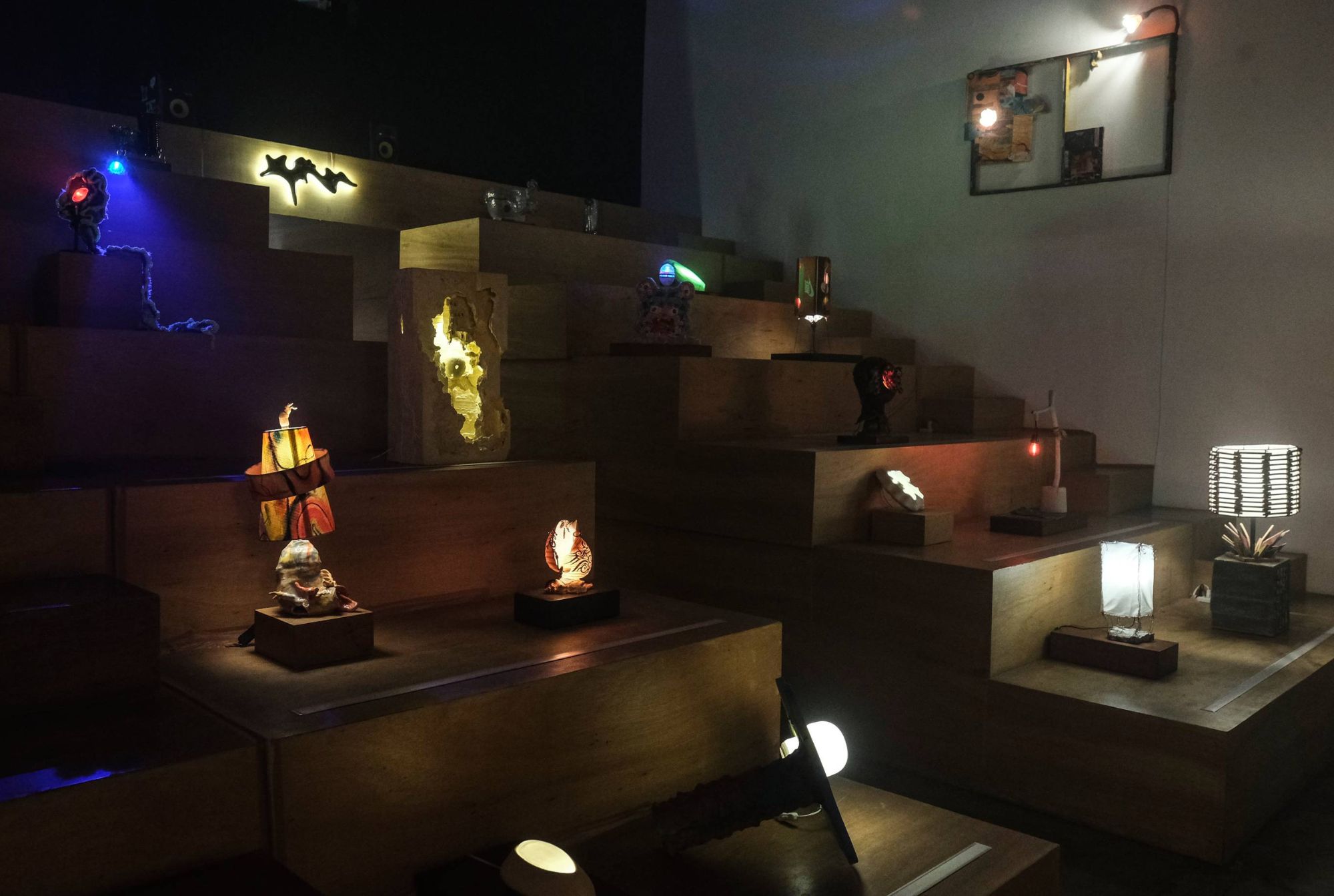 The lamps in the light/art exhibit 