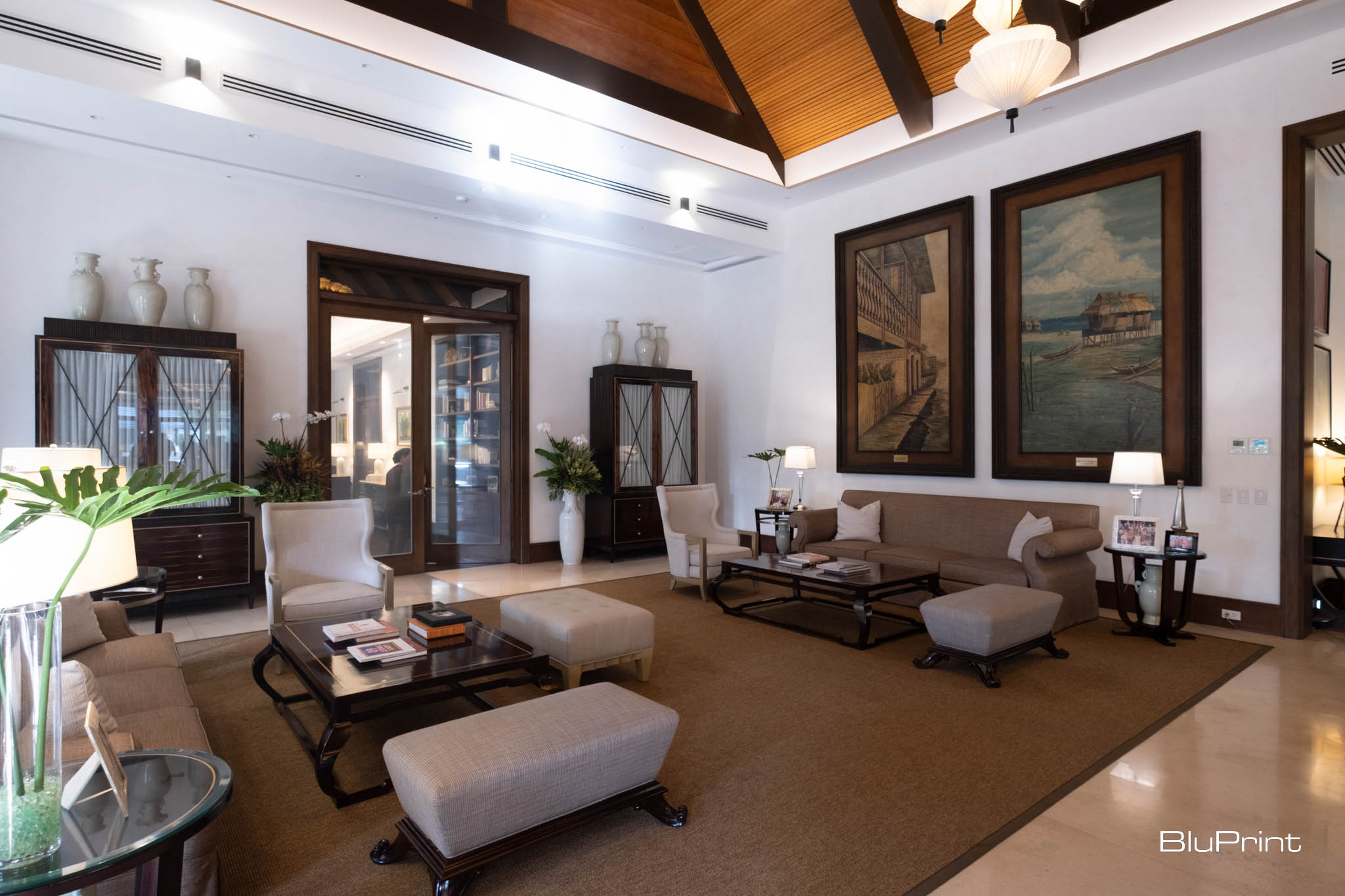 Living area at Bahay Pangulo.