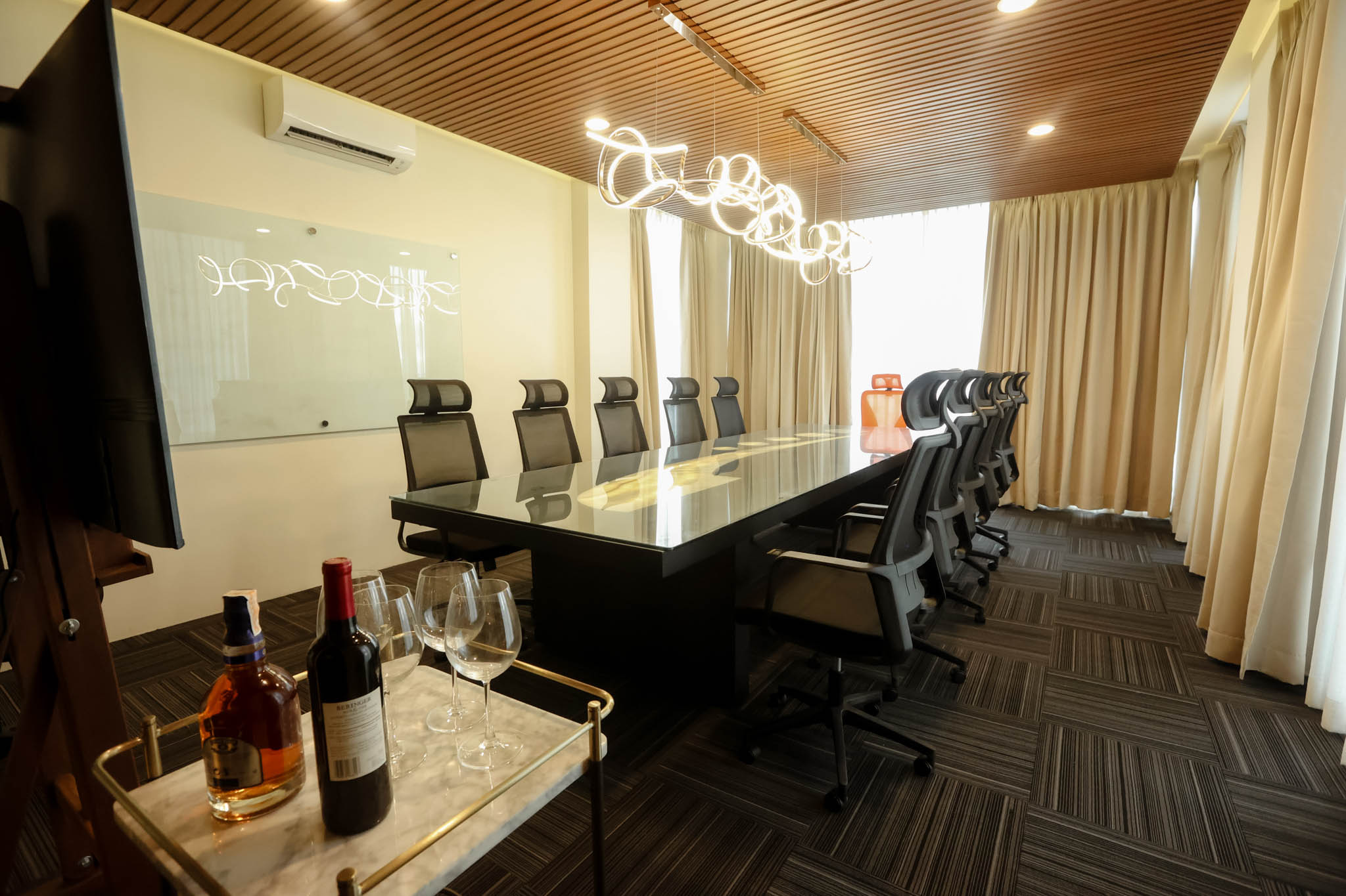 Spotlighting the Glowing SJDM Project.