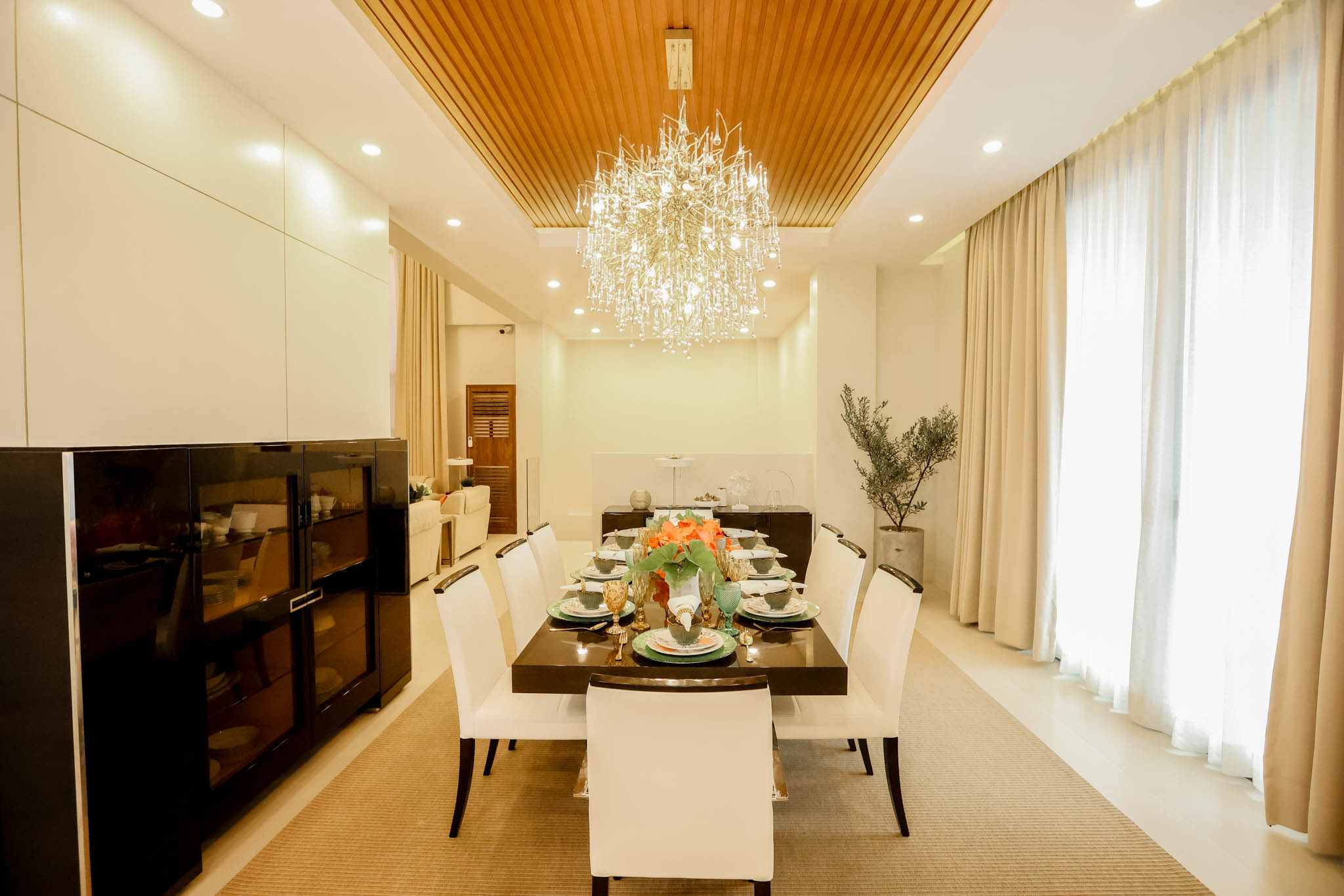 Spotlighting the Glowing SJDM Project.