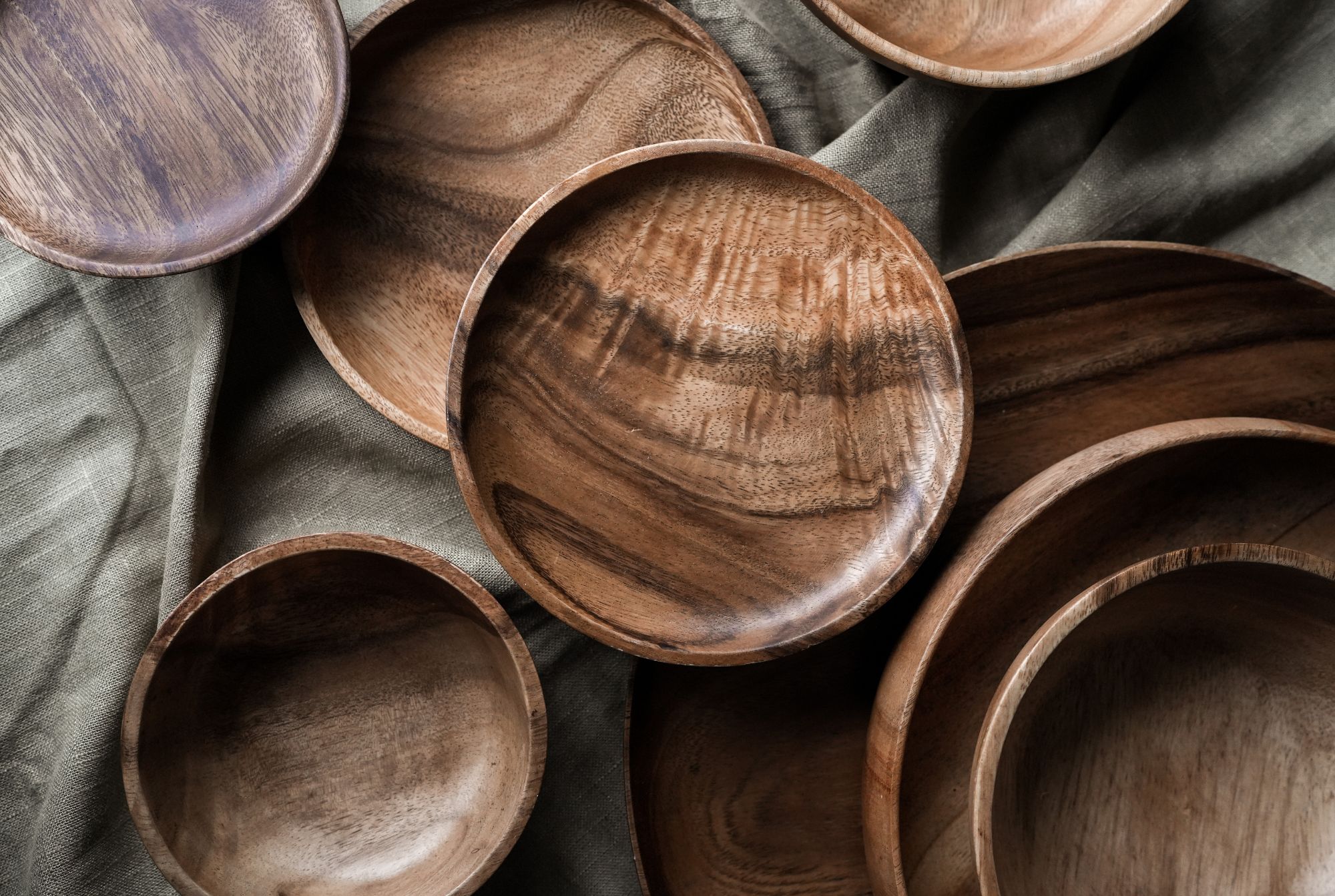 Tablescape Ideas from Kultura for Sustainable Thanksgiving.