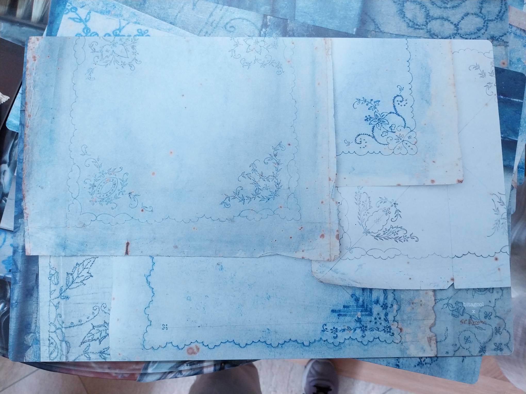 Placemats by Bitagcol.