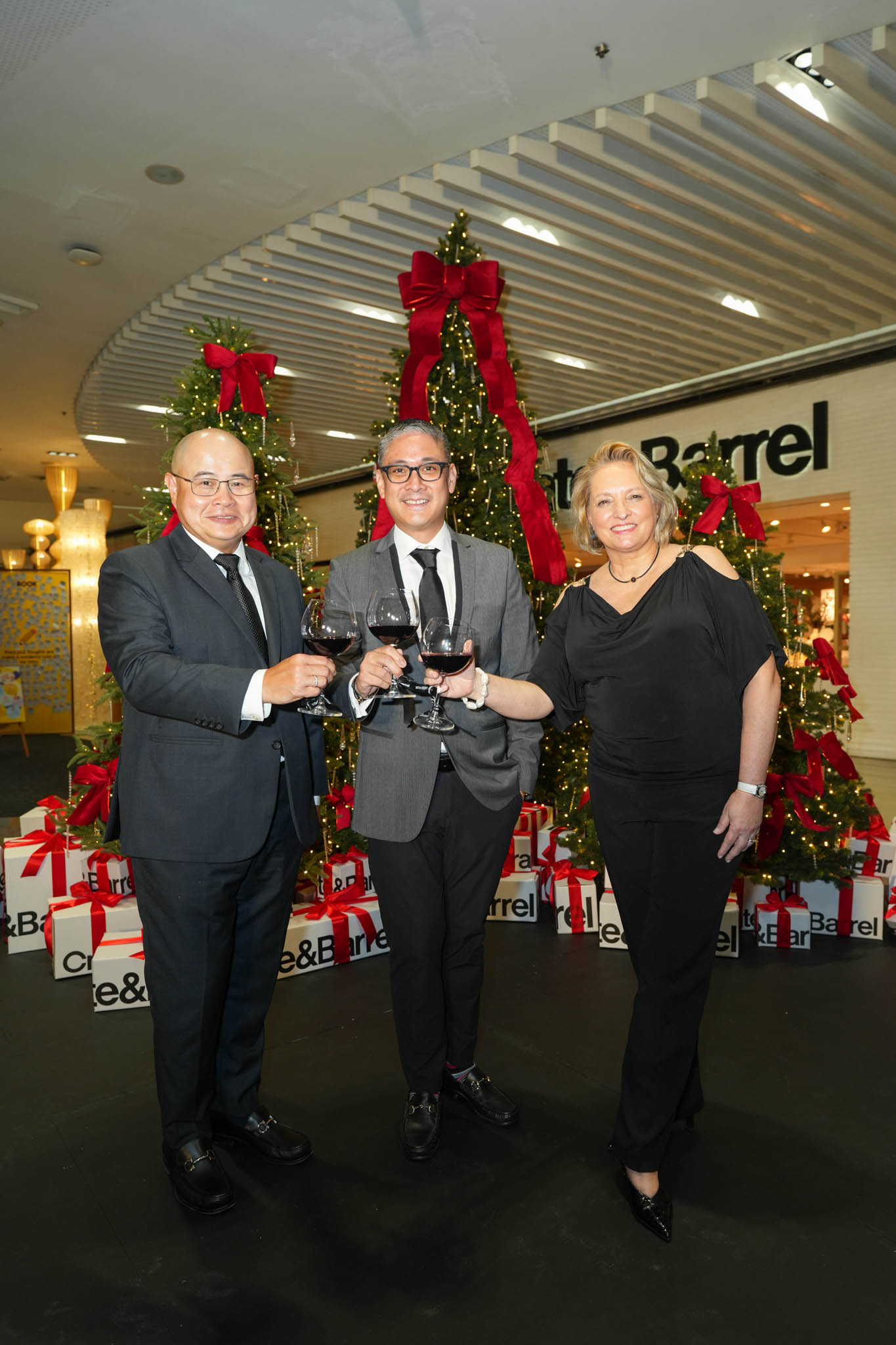 Crate and Barrel PH and More Things to Be Grateful About.