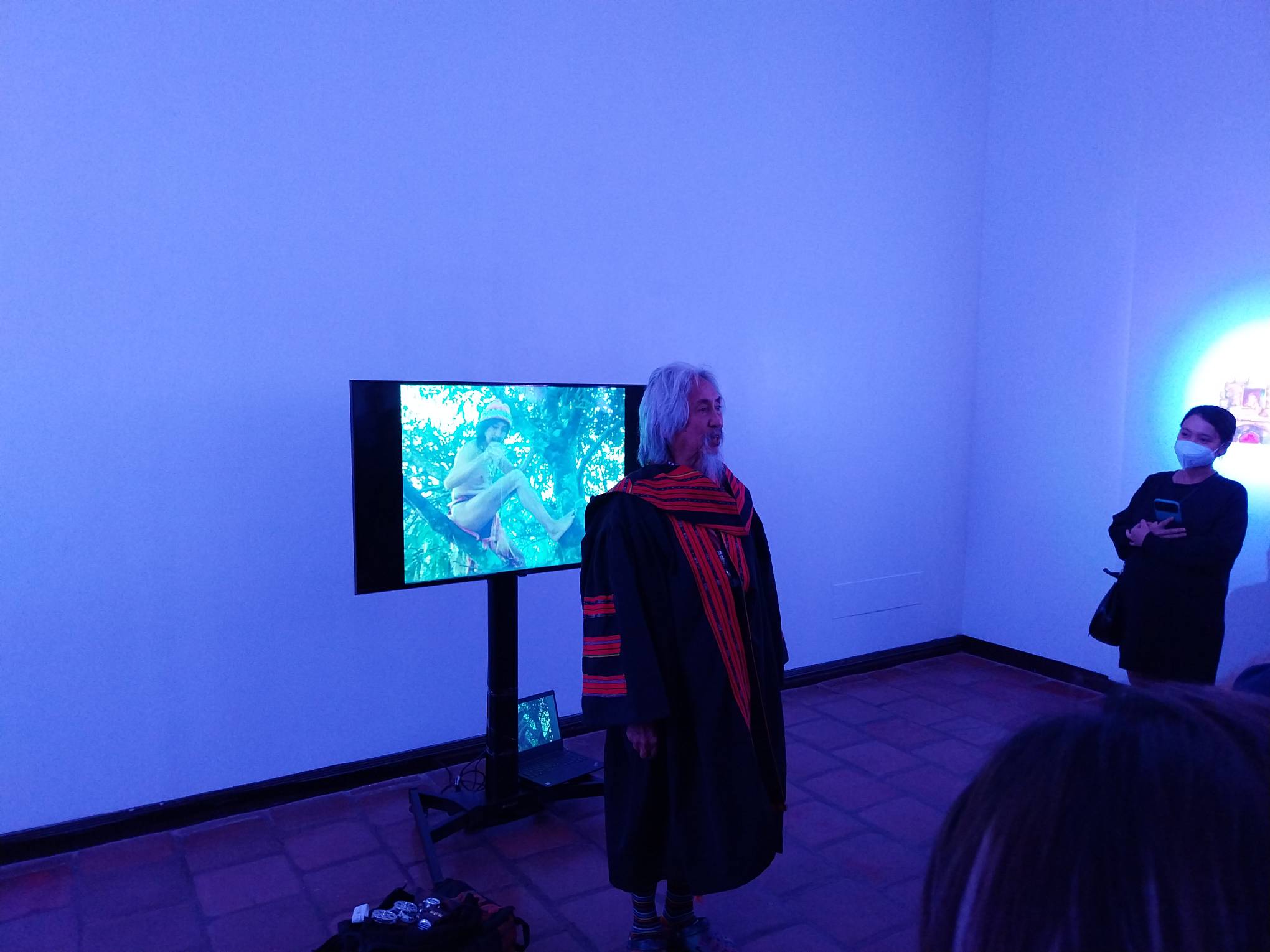 Kidlat Tahimik speaking after a showing of "Memories of Overdevelopment."