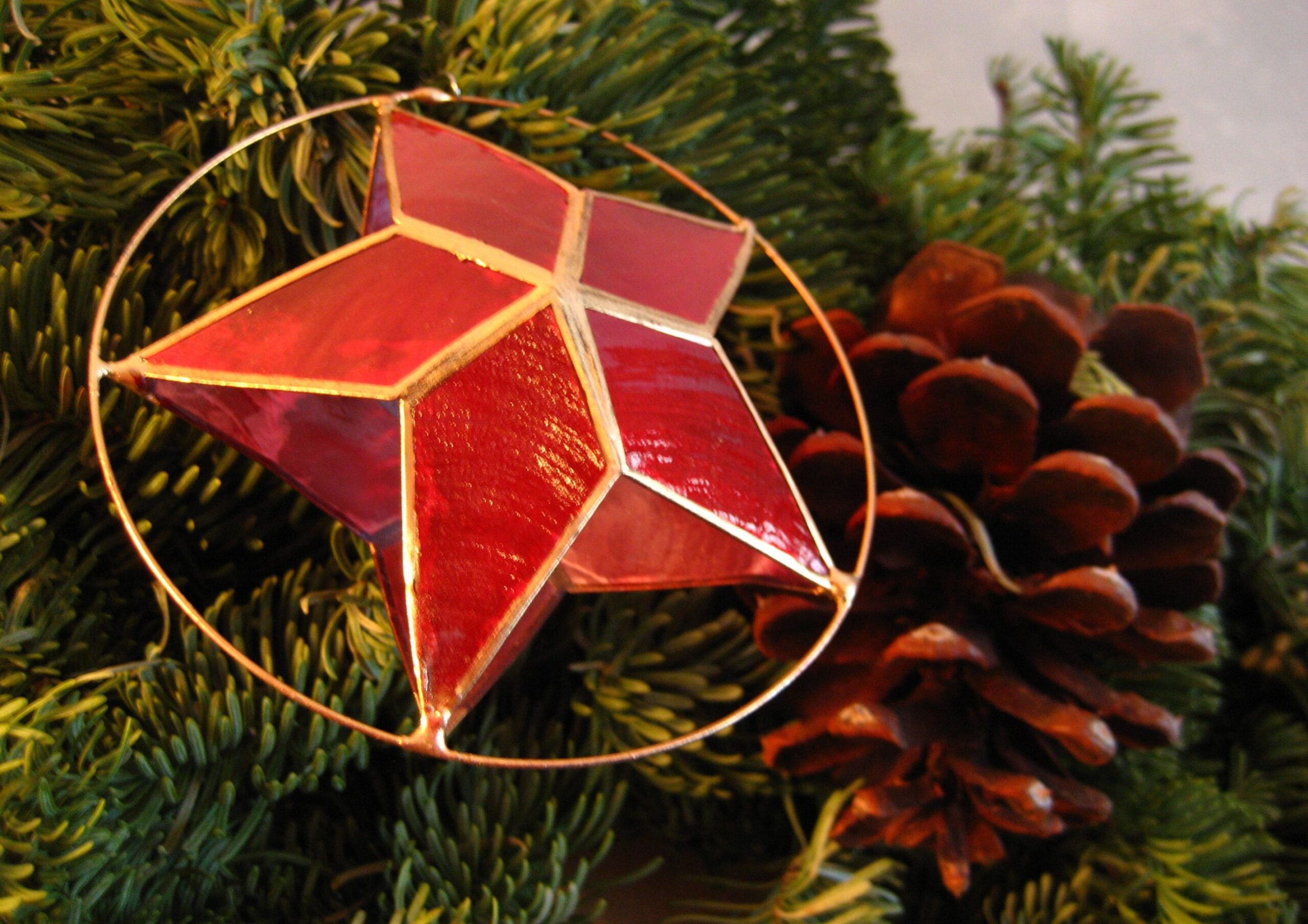 How to Decorate with Parol.