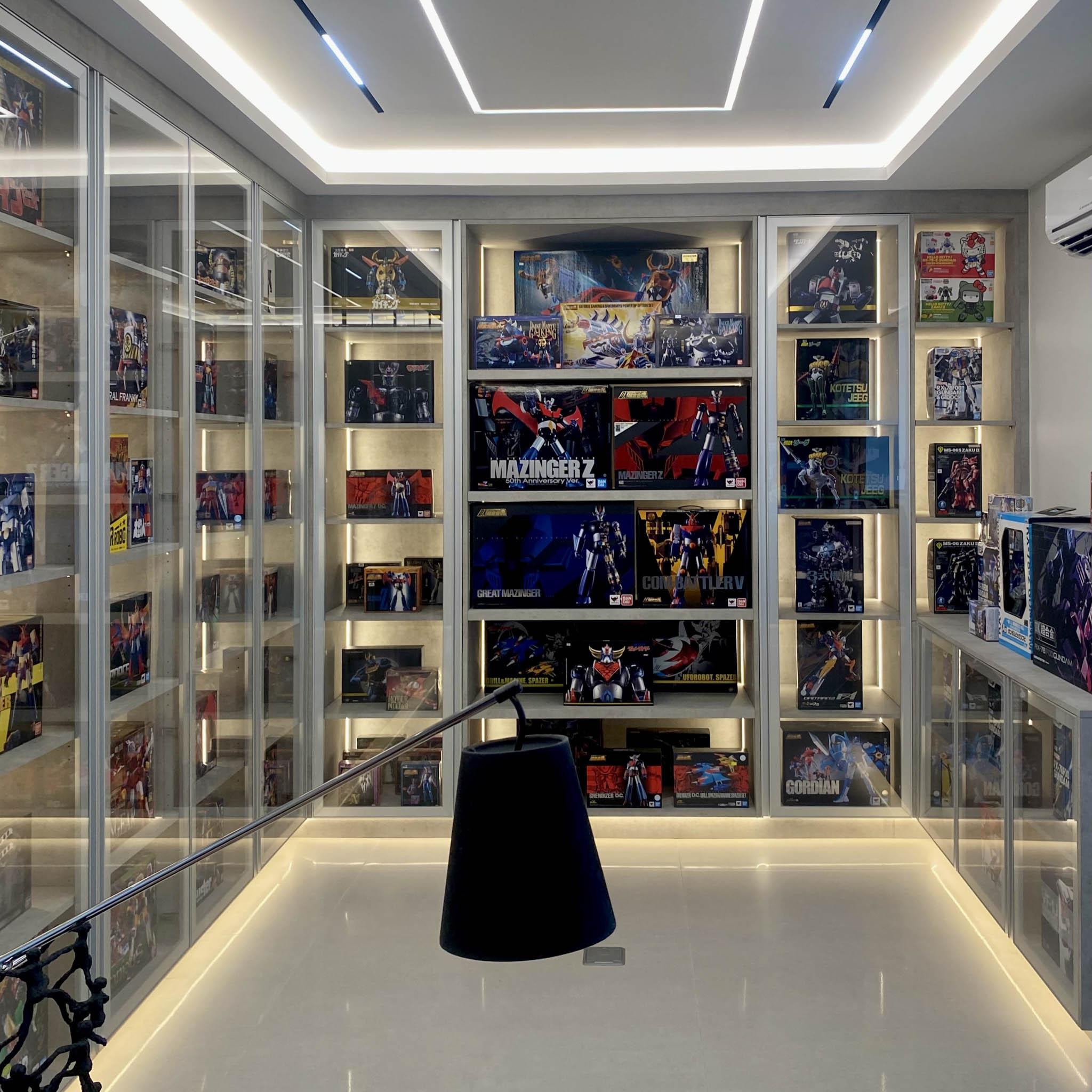 Expressiveness on Third Floor.