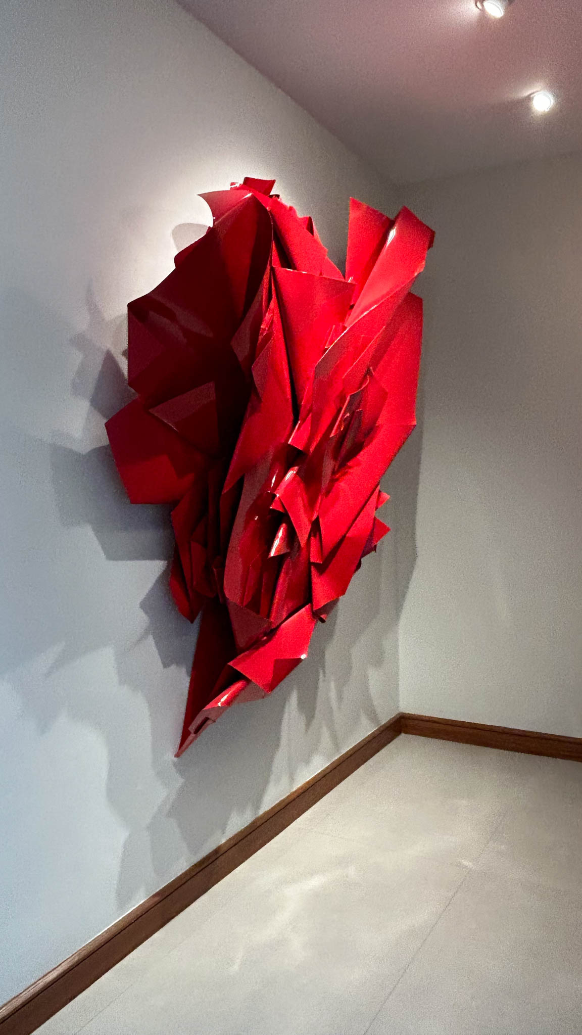 A Welcoming Showcase Ground Floor.