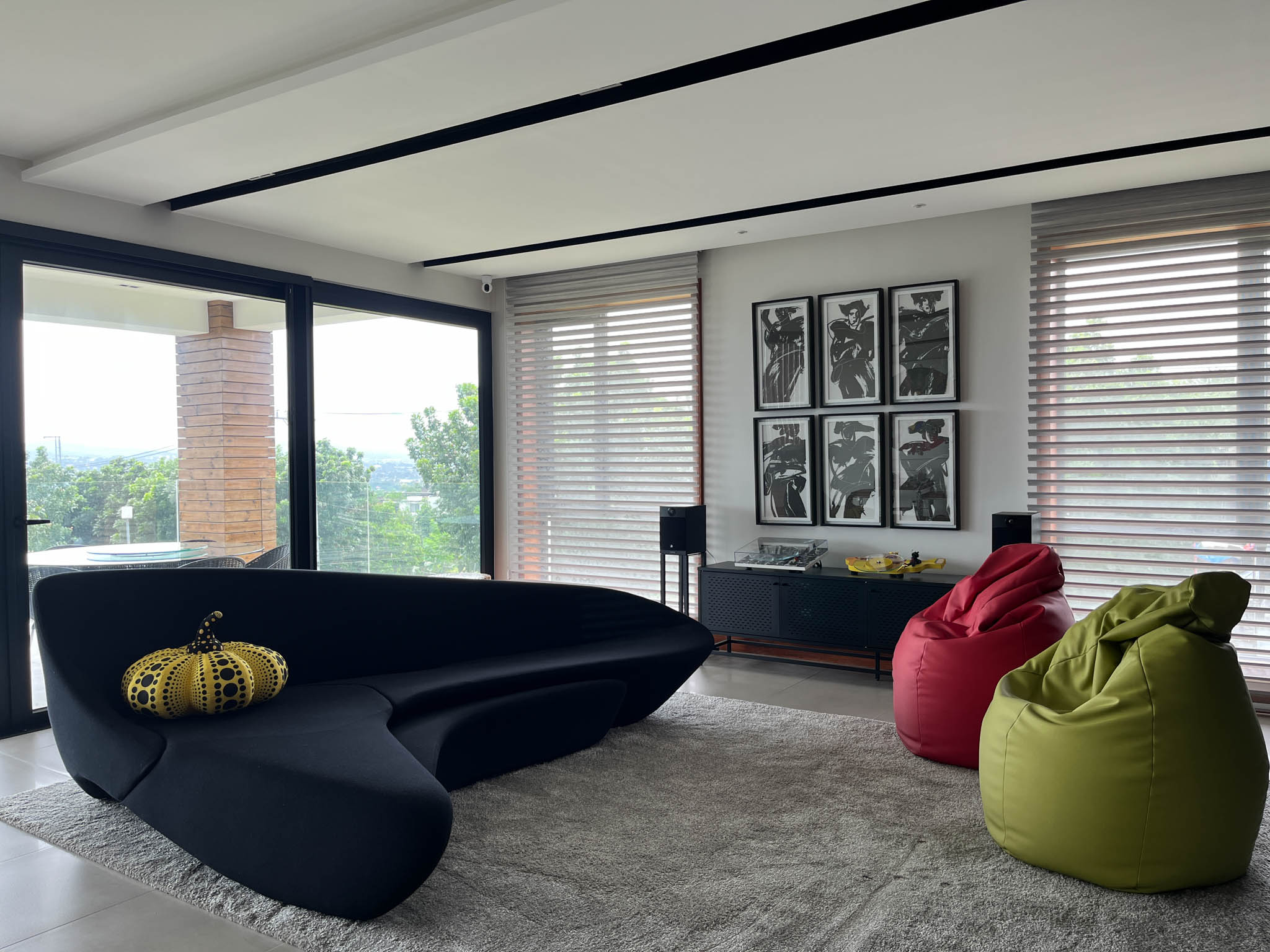 Expressiveness on Third Floor.