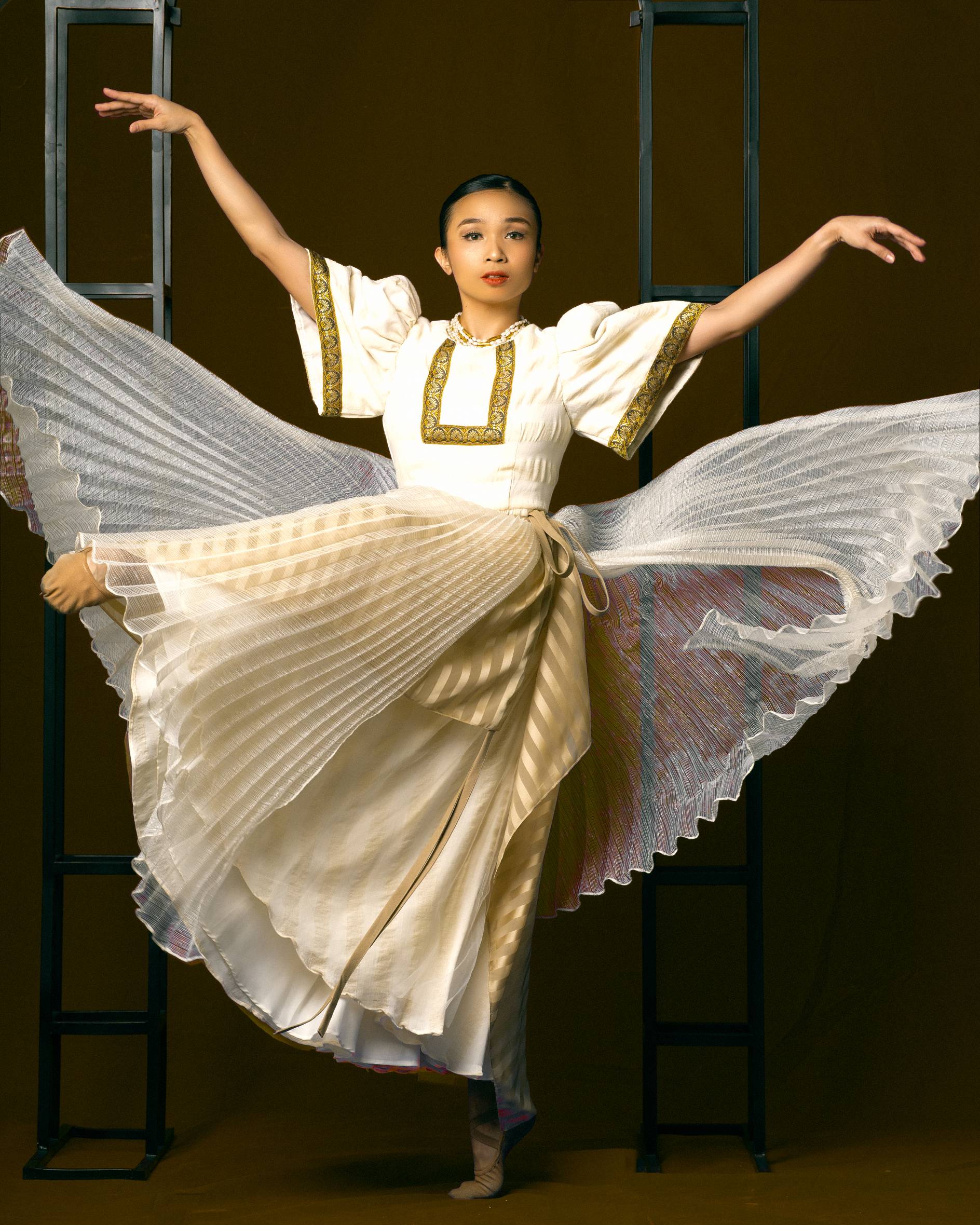 Matalino costume design for "Ang Panaginip" by Ballet Philippines.