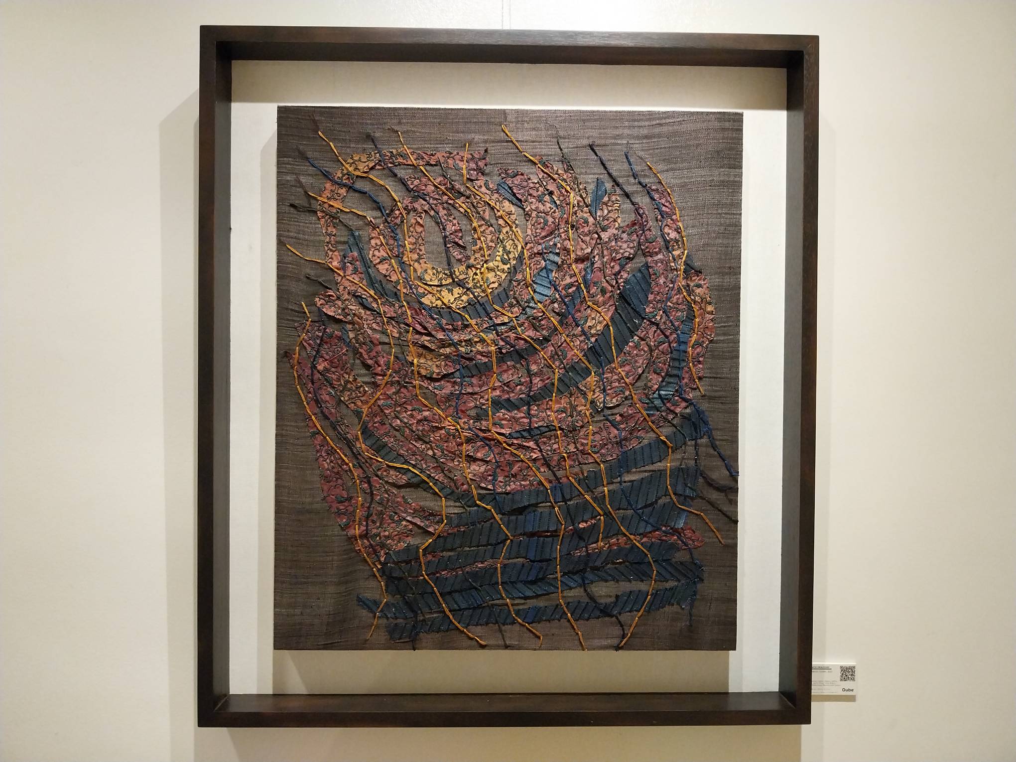 Textile art by Francis Dravigny.