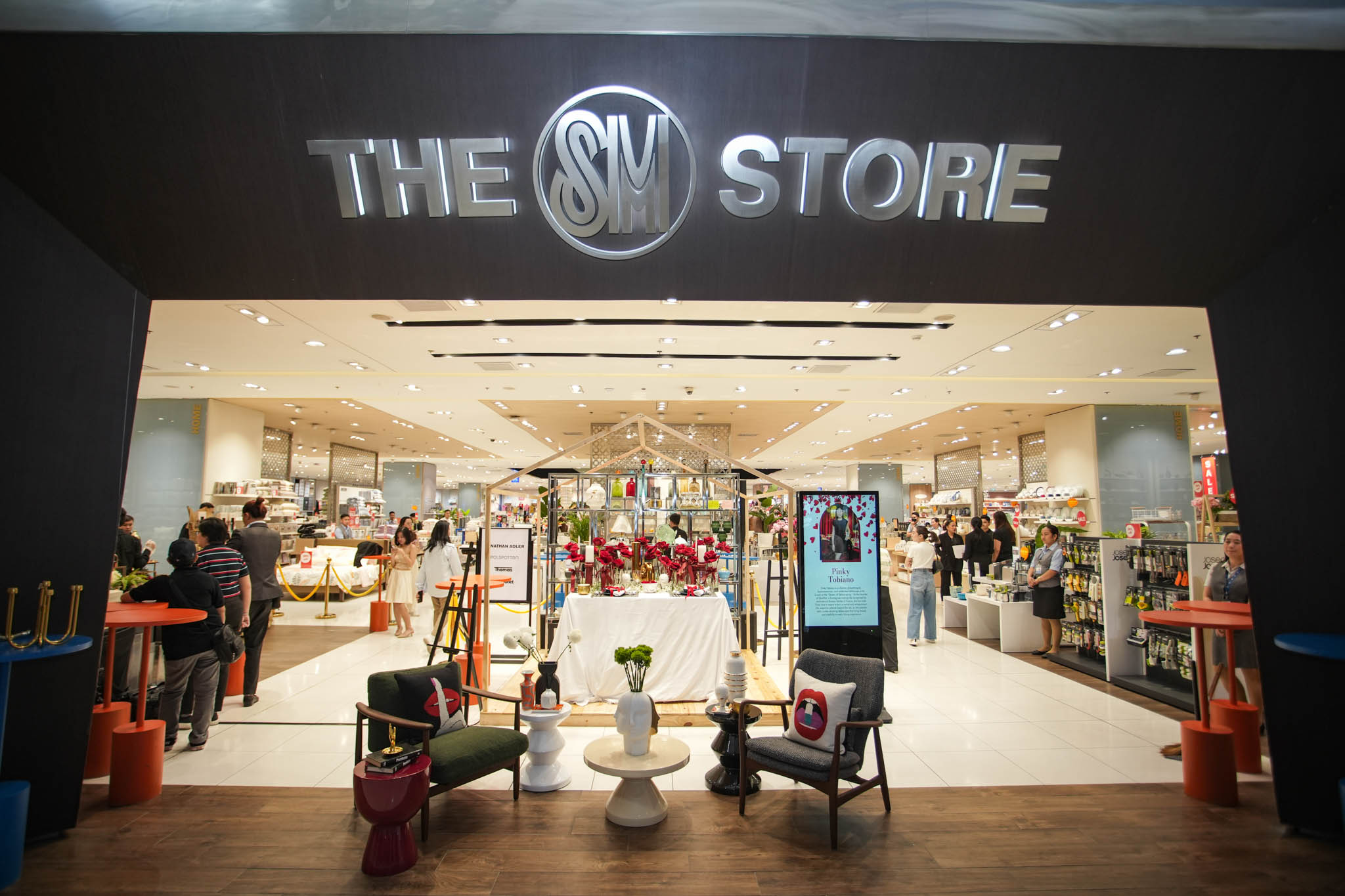 A New SM Home Pop-up Experience Lets You Explore Your Personal Style with Spaces of Love.