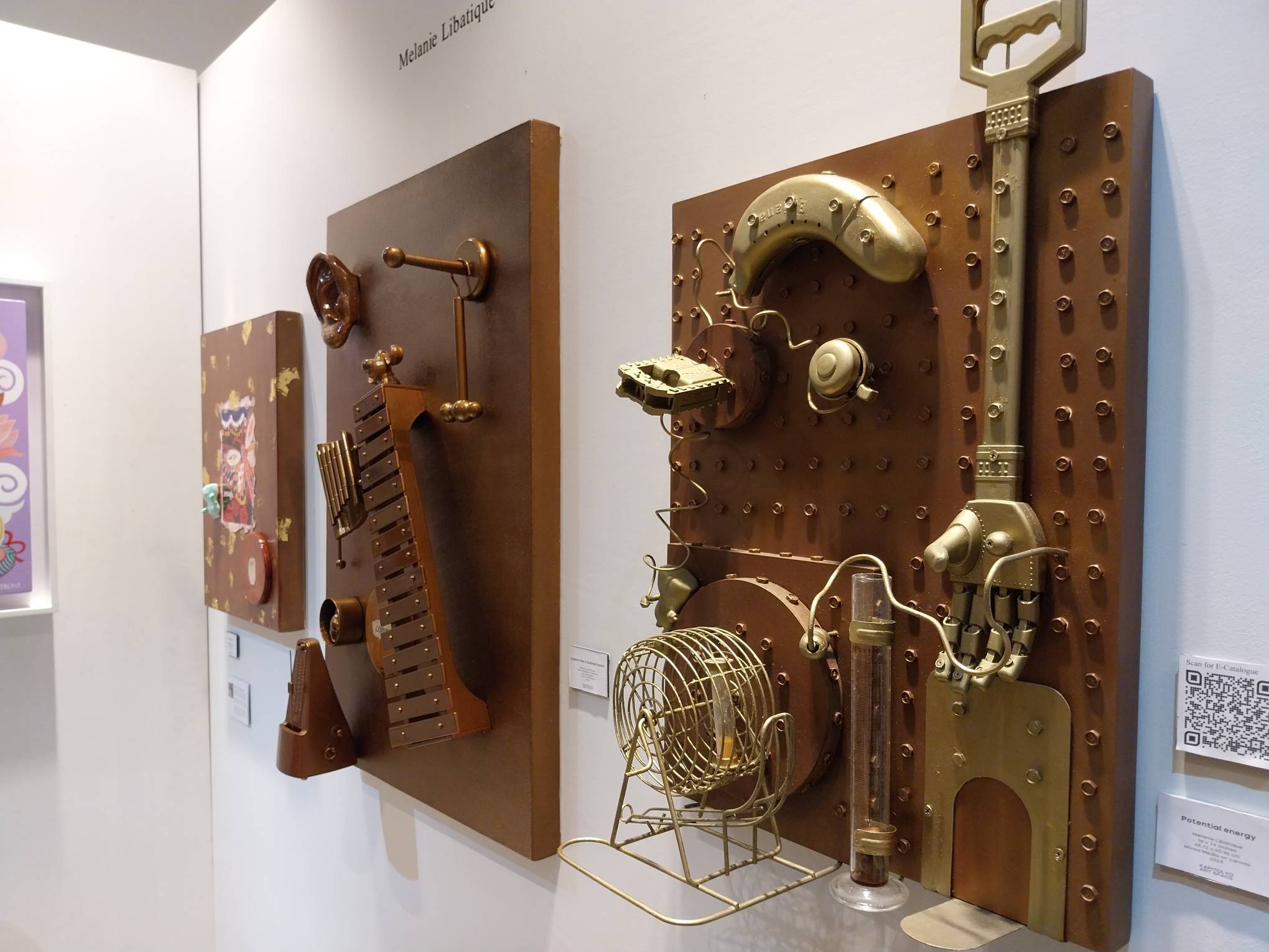 Side view of the works by Libatique.