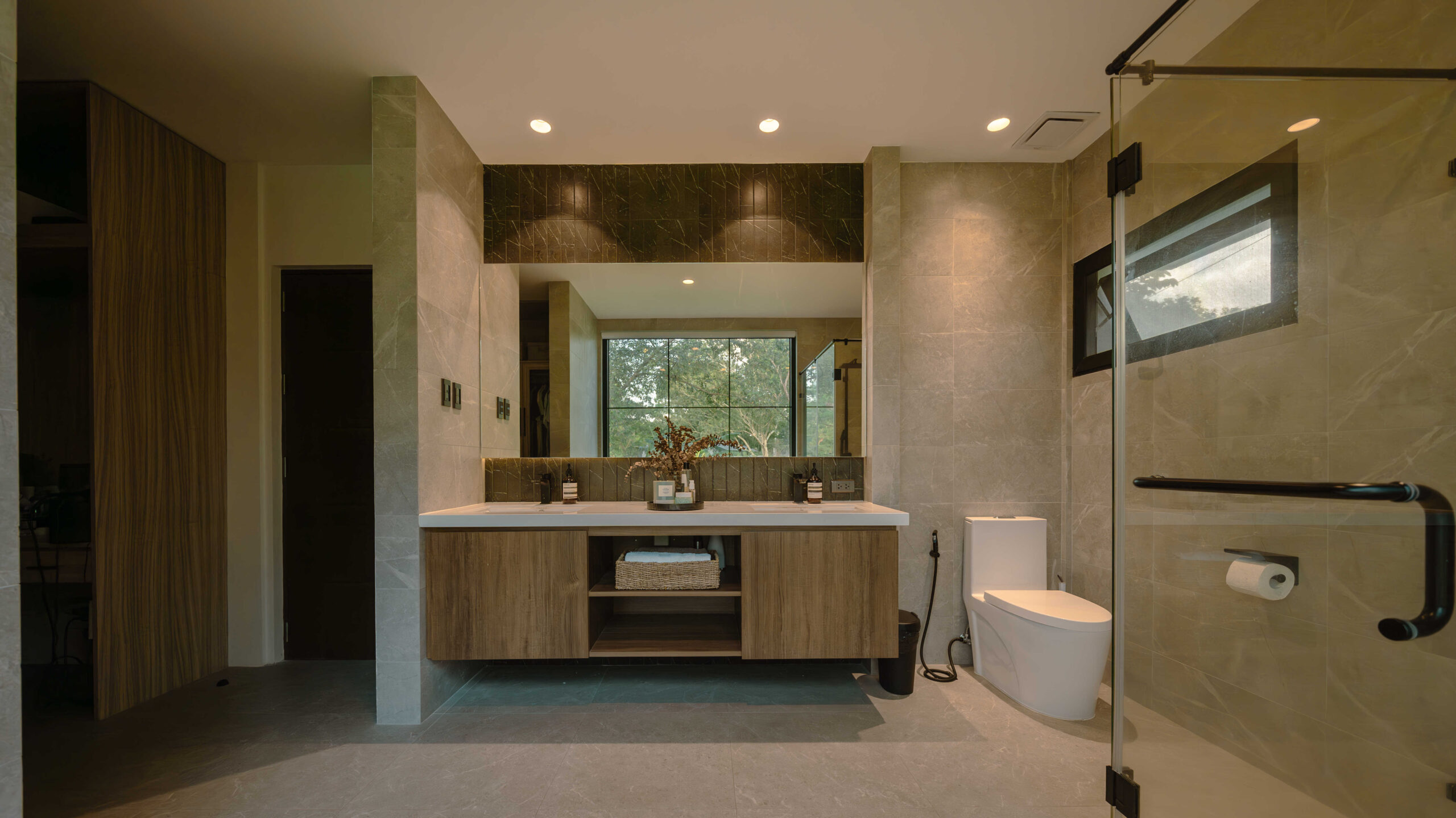 Casa Lukban: A Contemporary Home Drawn From Nature.