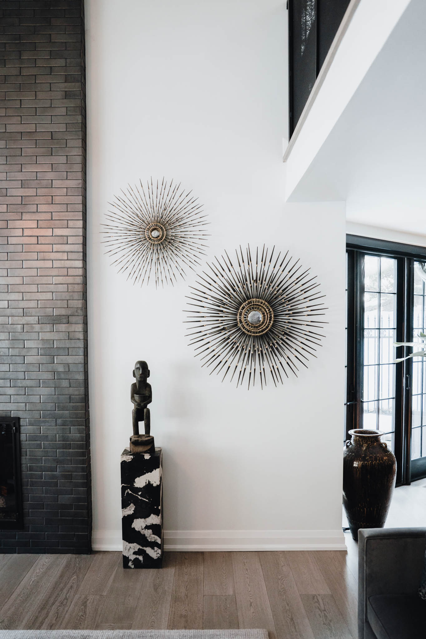 Antiques and Antiquities: Abraham Reyes Art on Decorating with Aged Pieces.