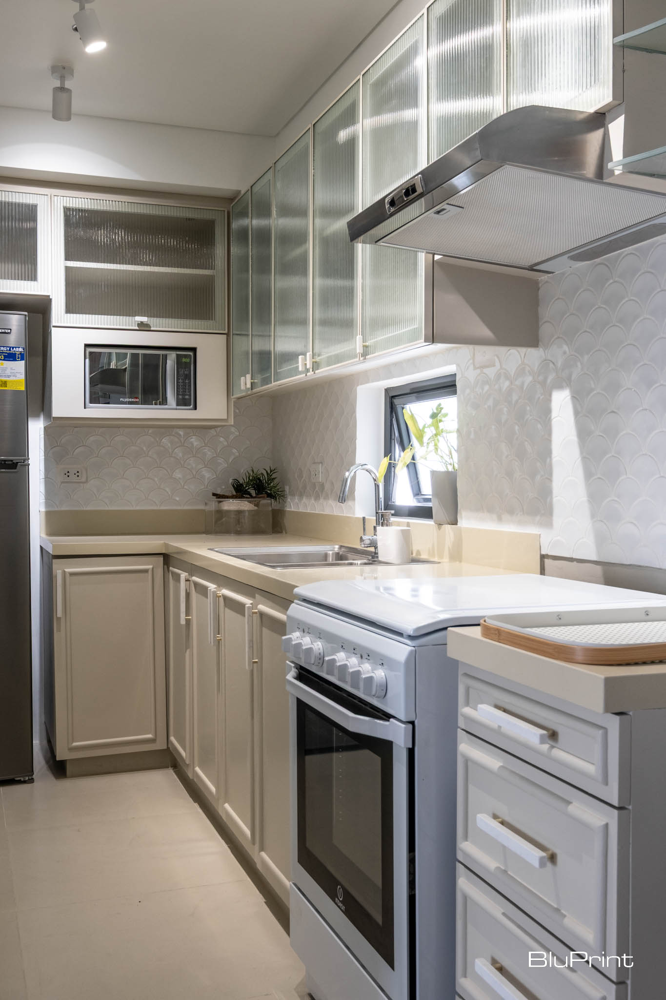 Project 223: A Modern Condo’s Hourglass-Inspired Design.