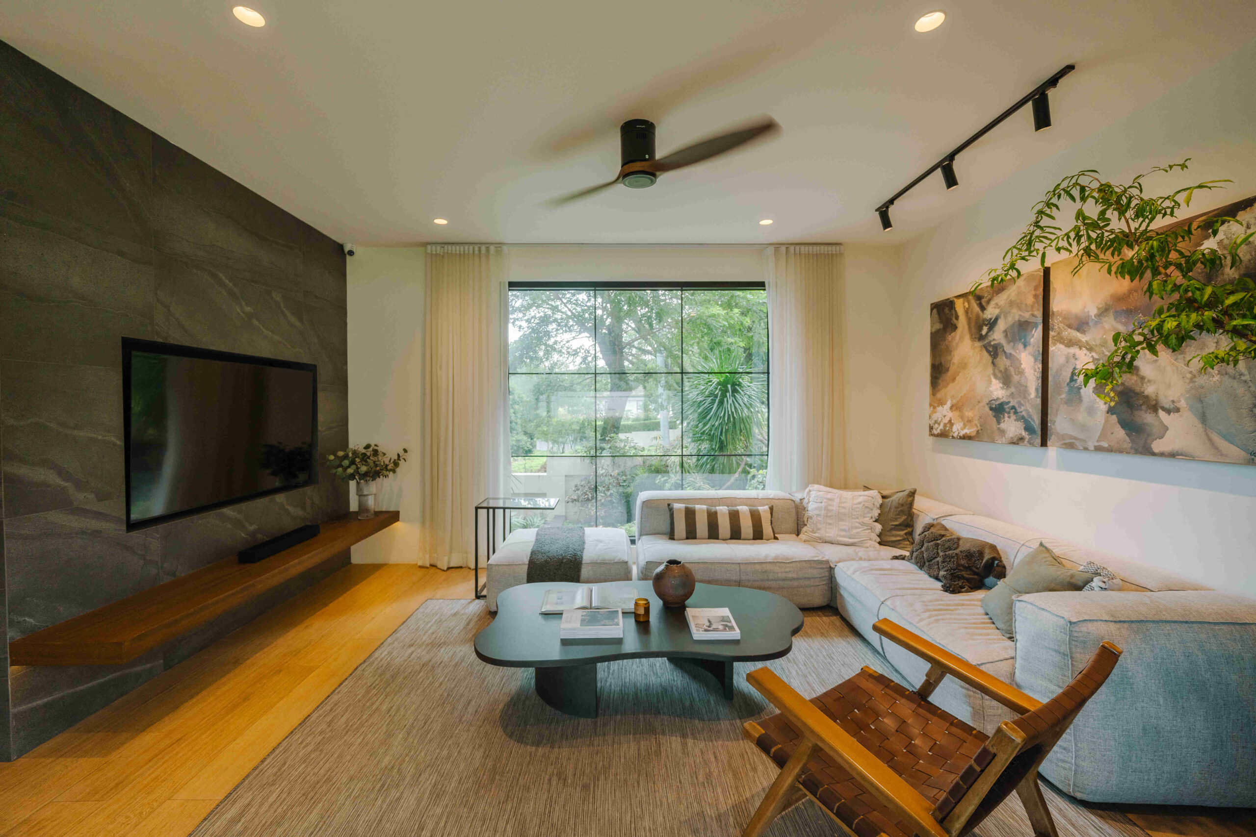 Casa Lukban: A Contemporary Home Drawn From Nature.