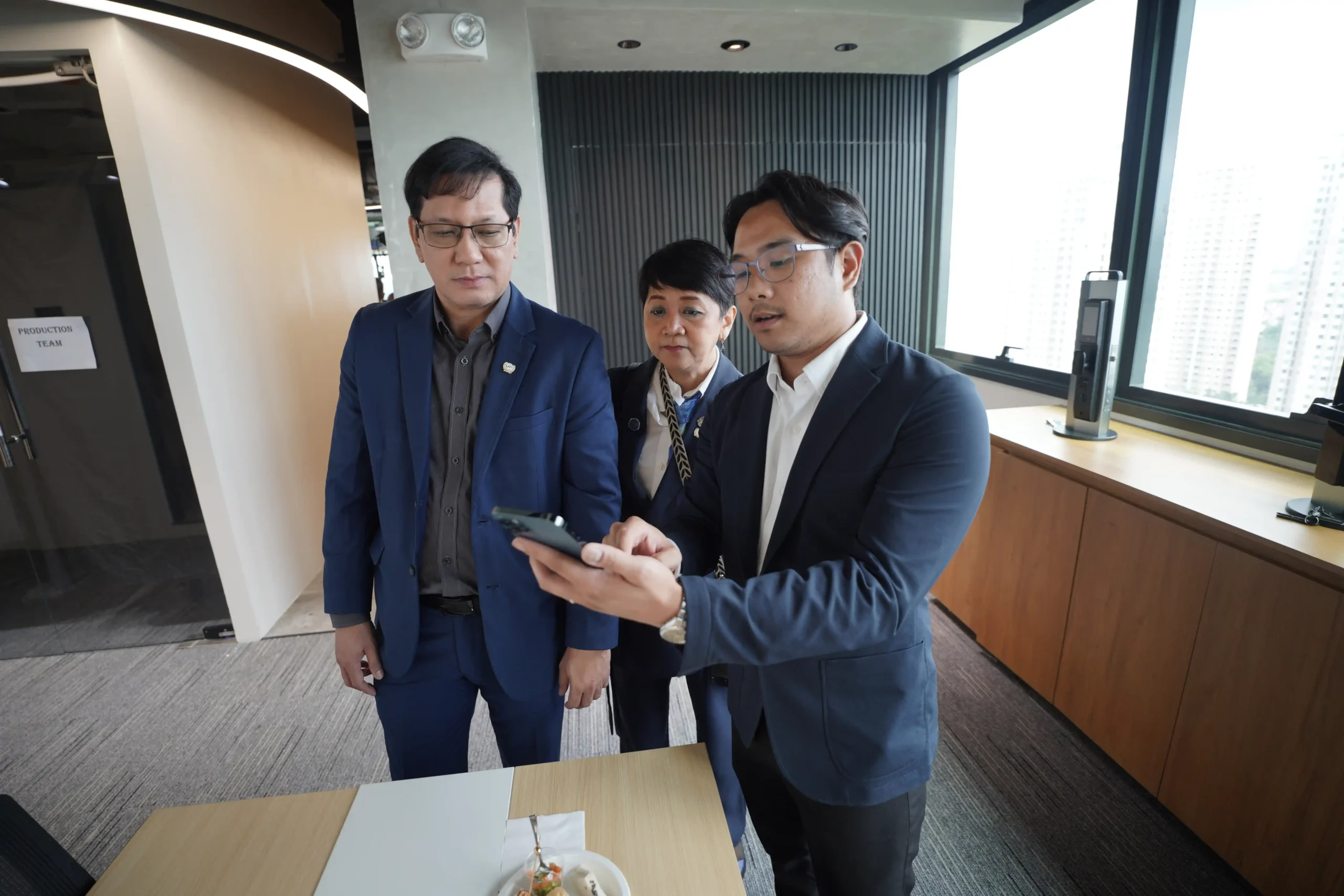 Smart Offices & Smart Hotels: The Future of Intelligent Spaces Unveiled at Glaston Tower.