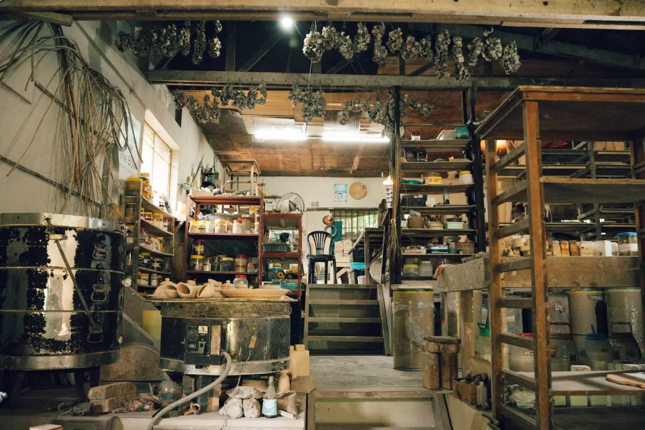 A look at the Pettyjohn pottery workshop in Laguna.