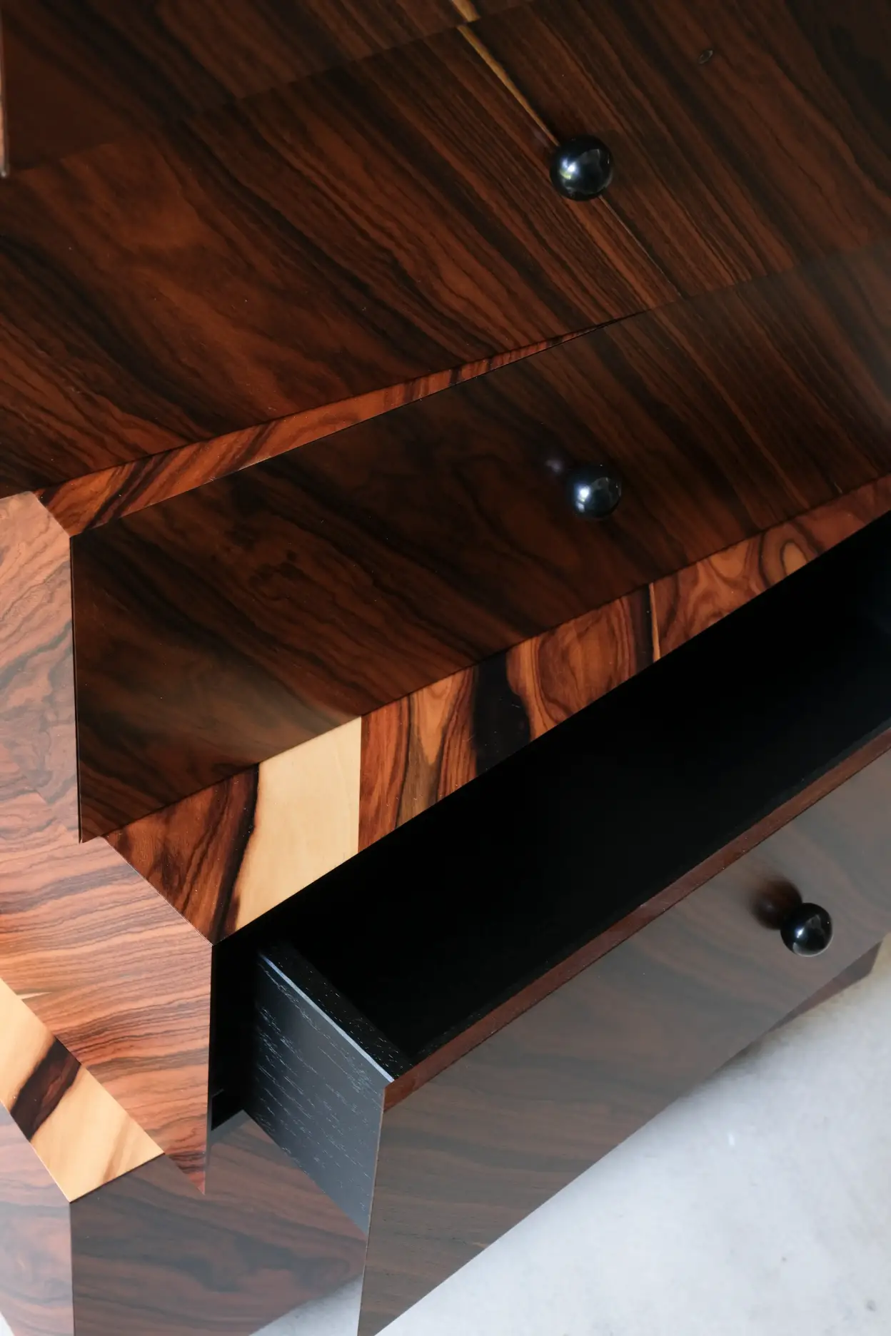 The shelves of The Schubladenstapel, a Röthlisberger product.