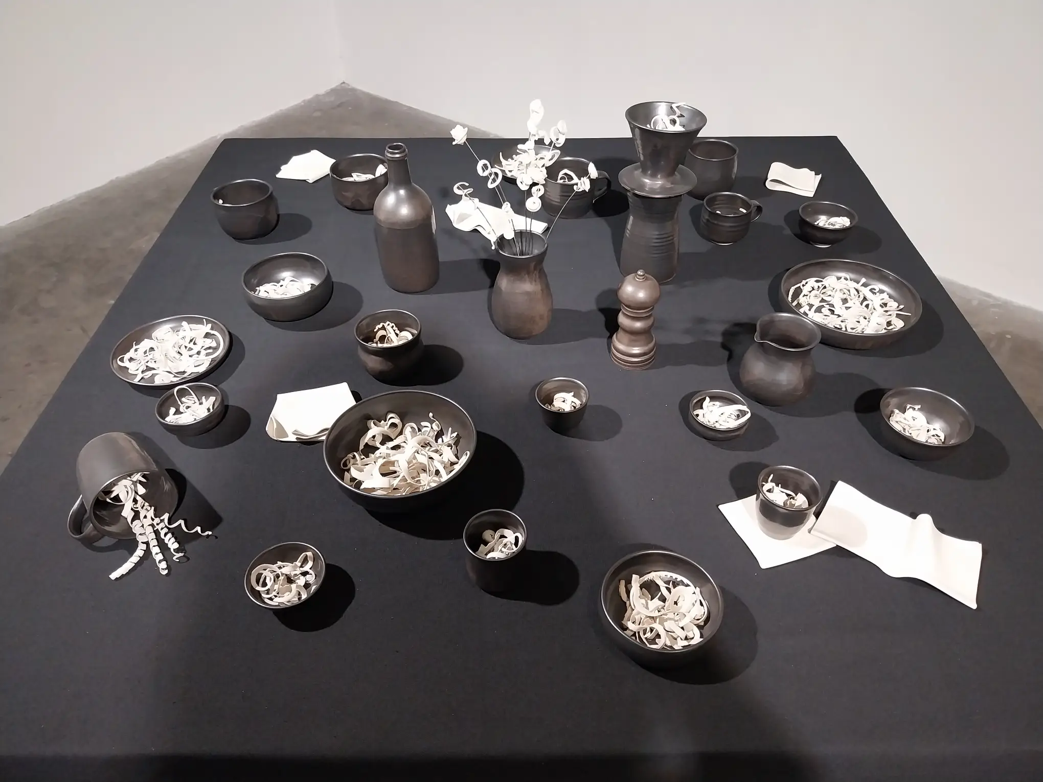 For our Philippine contemporary art roundup, Ella Martinez's work for "A Bench in the Park."