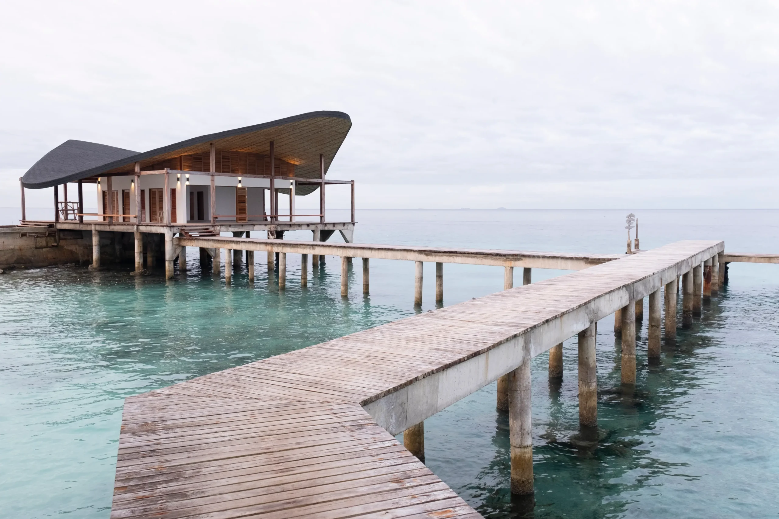Pathwalk towards a villa. 
