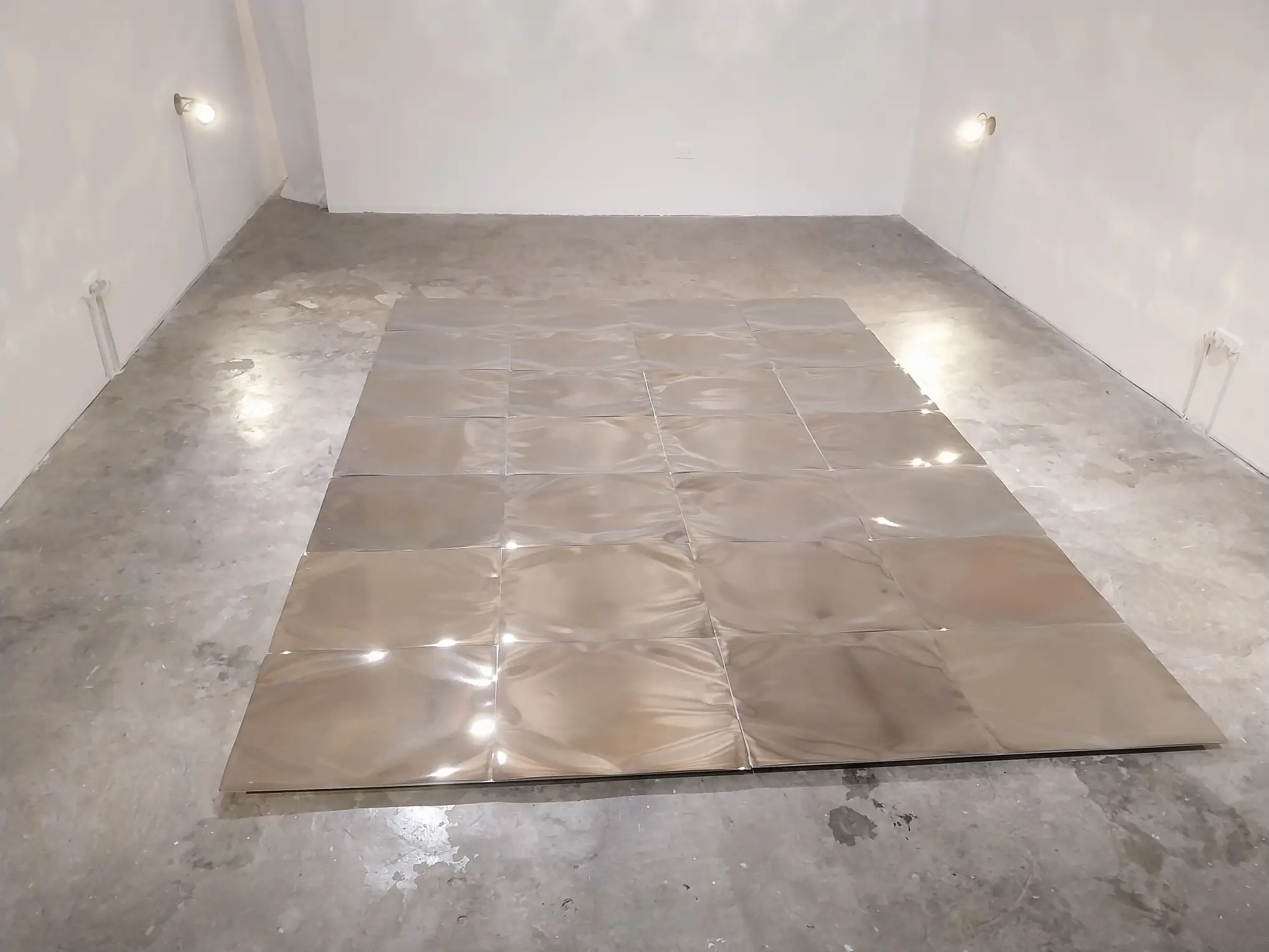 "Pool" by Micaela Benedicto, one of the art exhibitions featured in our year-end roundup.