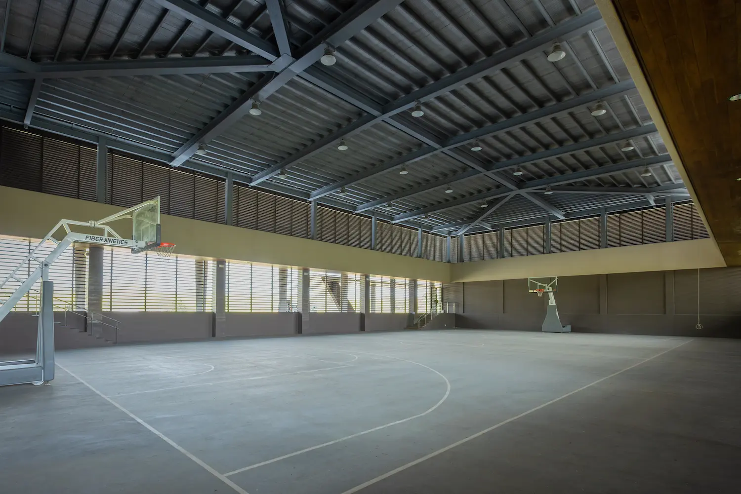 Luscara Clubhouse by Barchan + Architecture