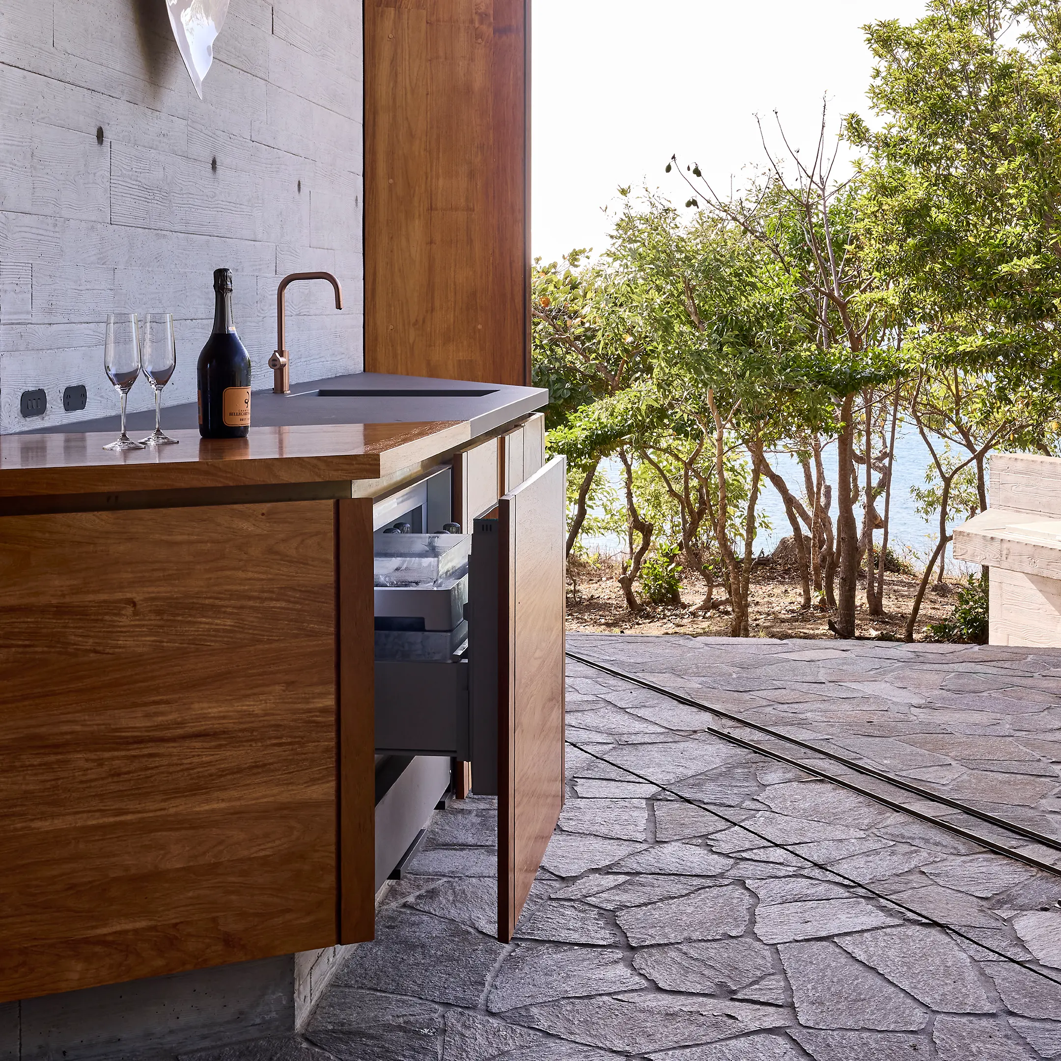 Fisher & Paykel: Lizard Island Project