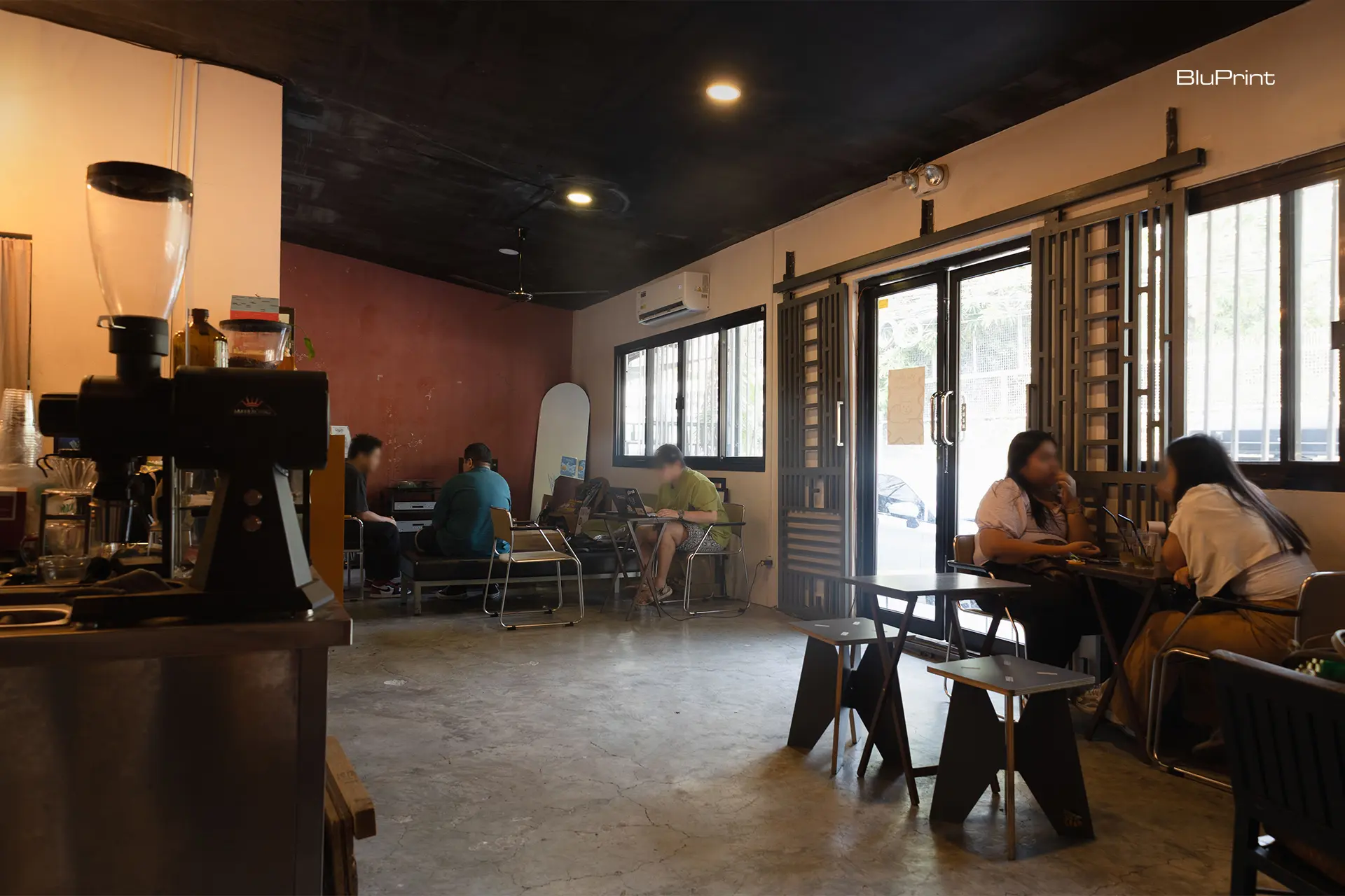 Kapitolyo Café, Coffee Shop, 1C
