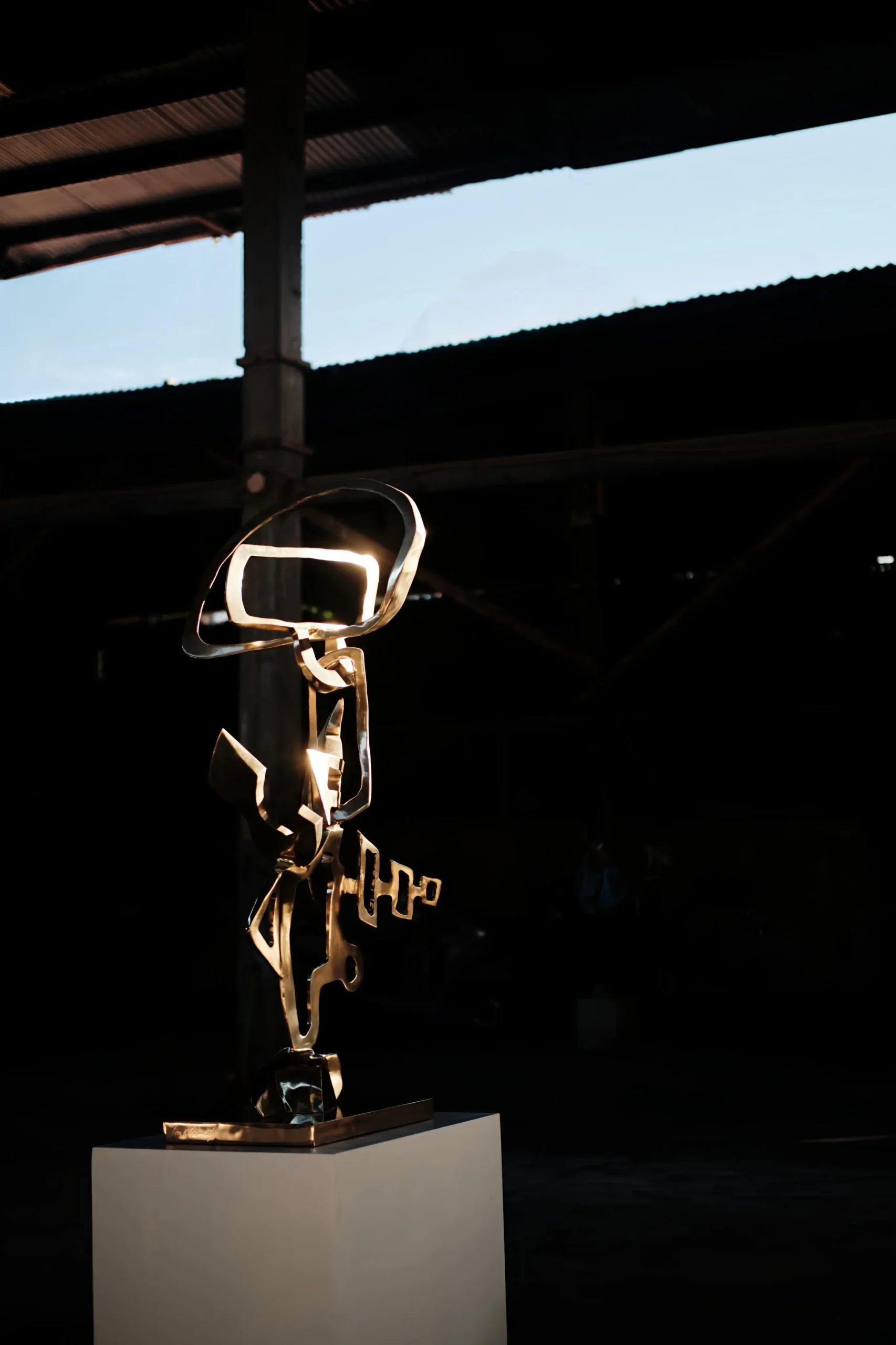 Anton V. Quisumbing, Sculpture, Pasulong